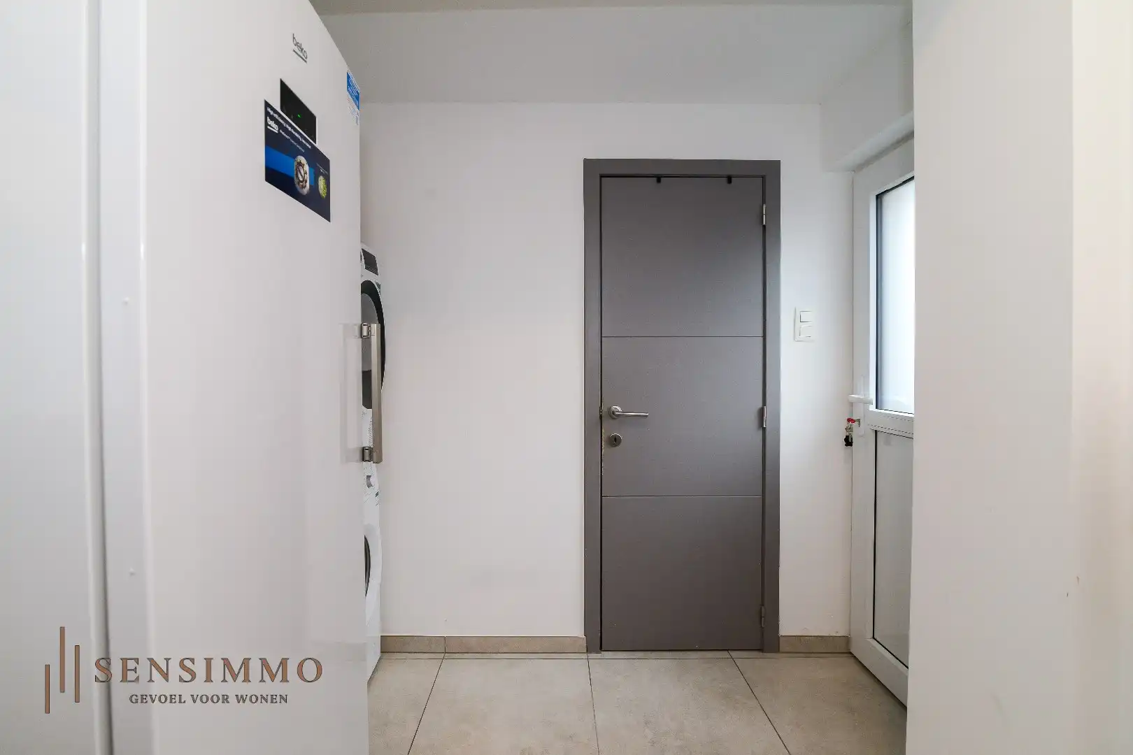 Gerenoveerde halfopen woning met 3 slaapkamers in Genk foto 10