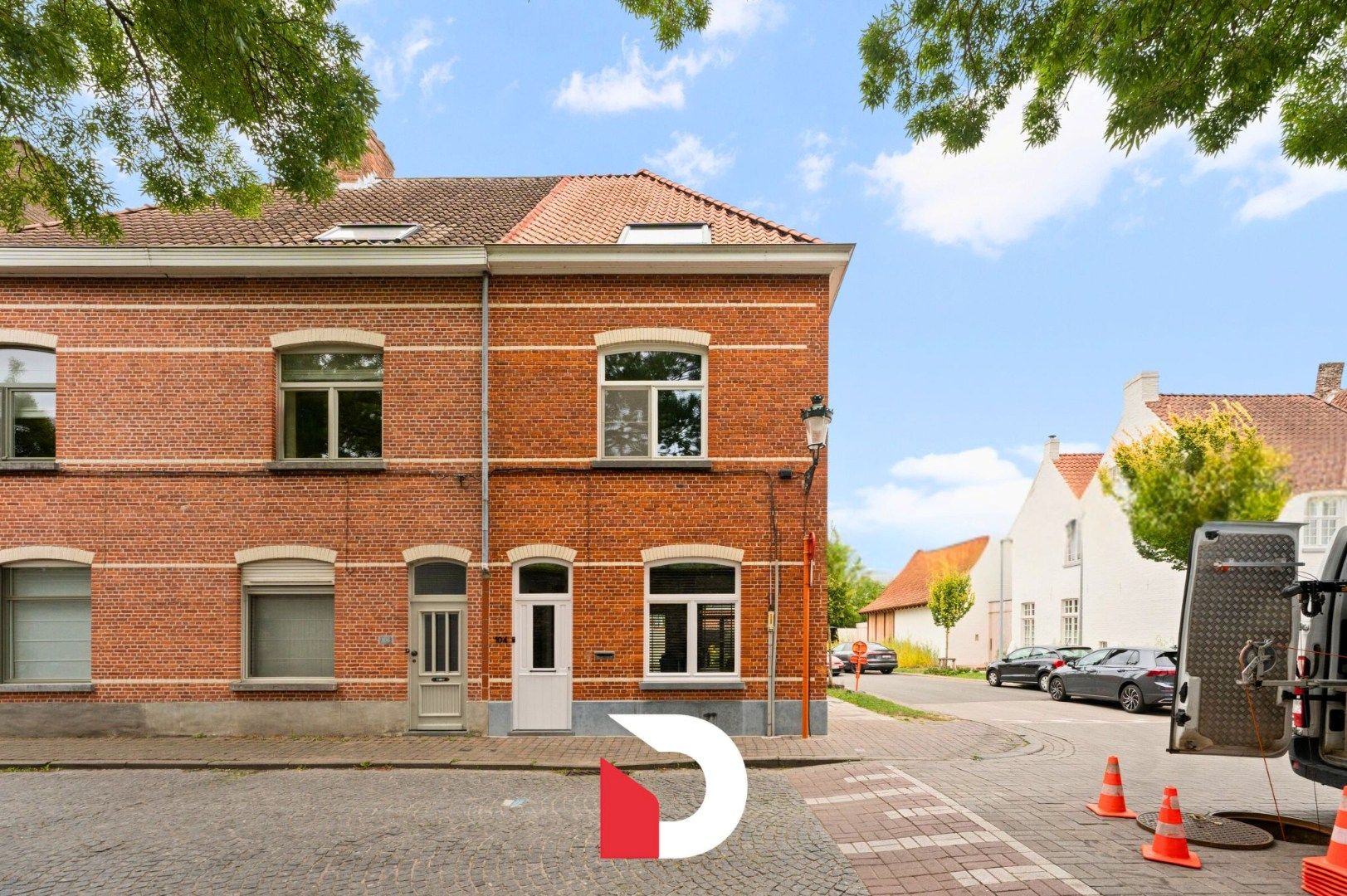 Charmevolle stadswoning gelegen op een schitterende locatie in hartje Brugge. foto 2
