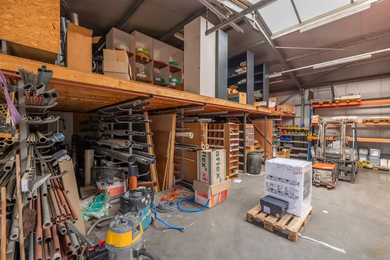 Villa grenzend aan agrarisch gebied met 4slk en opslag foto 70