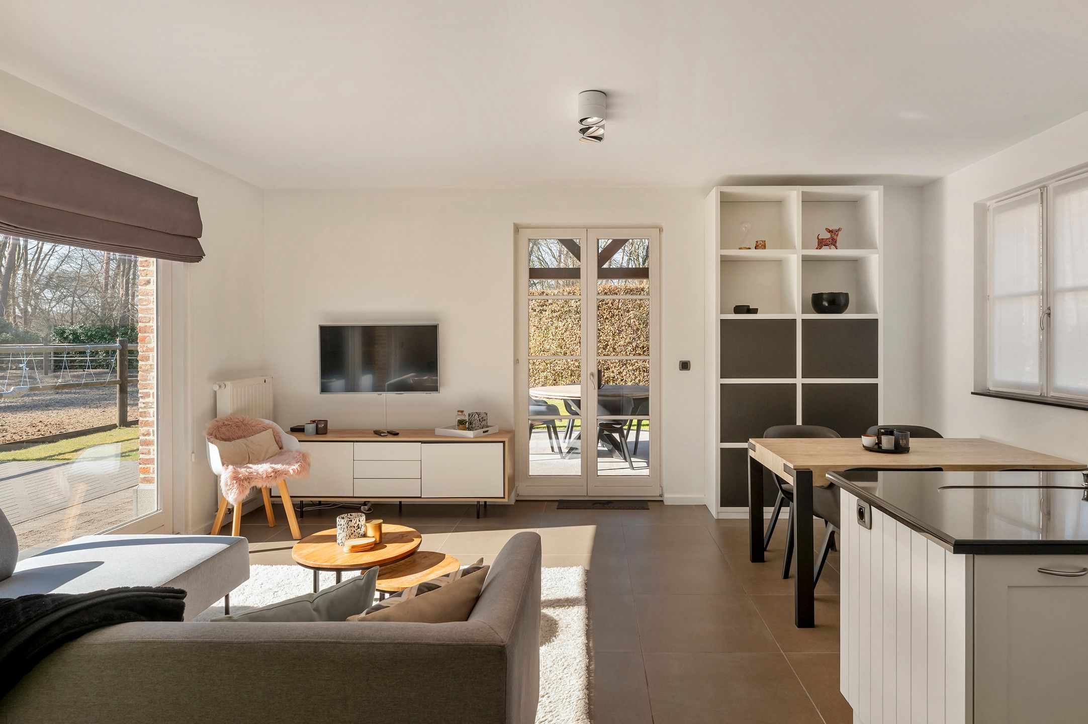 Topvilla met paardenaccomodatie, infinity-pool en 2e woning! foto 38