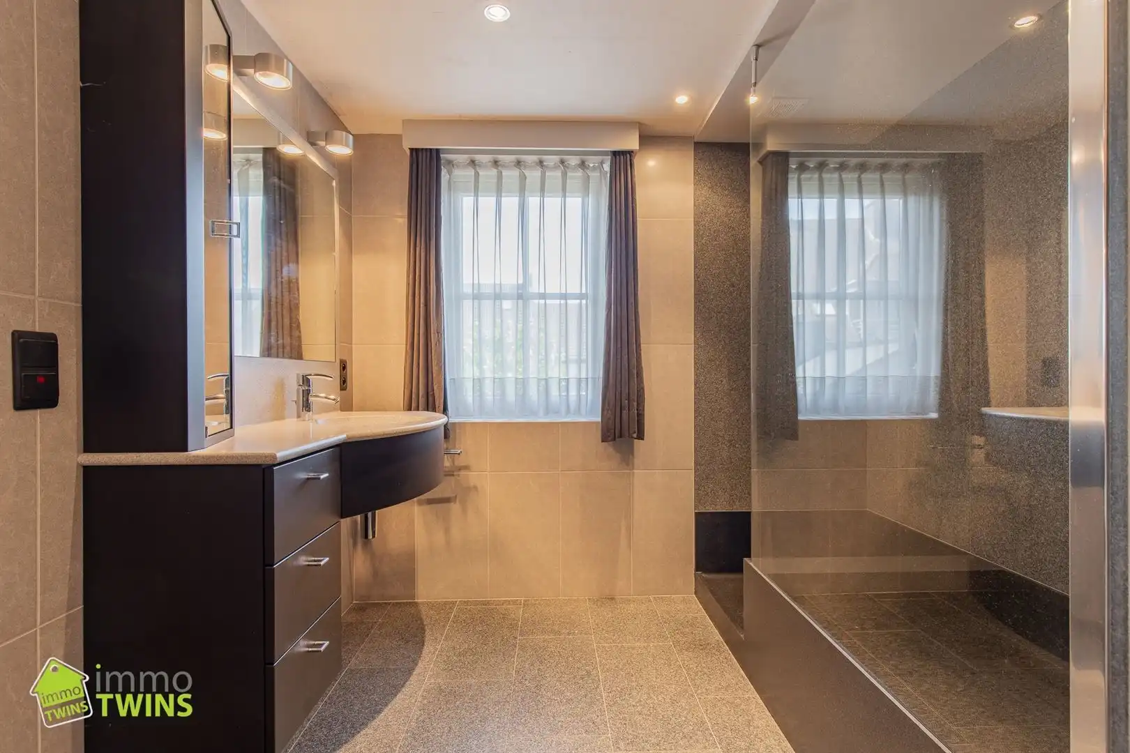 Prachtige open bebouwing met garage te Kruibeke.  foto 27