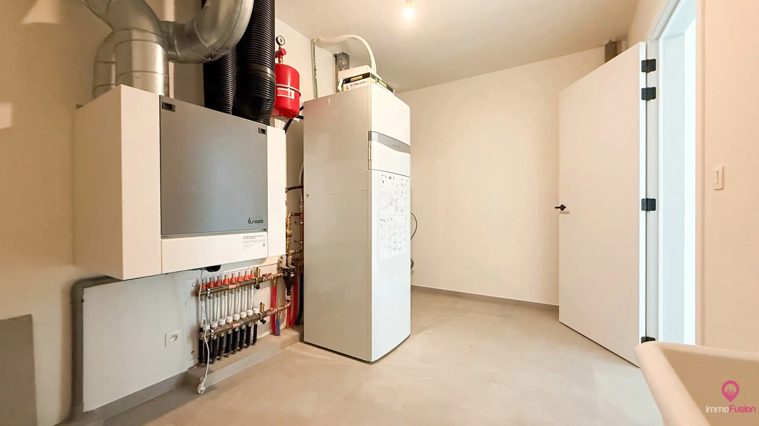 Praktische nieuwbouwwoning met 3 slpks in rustige straat! foto 31