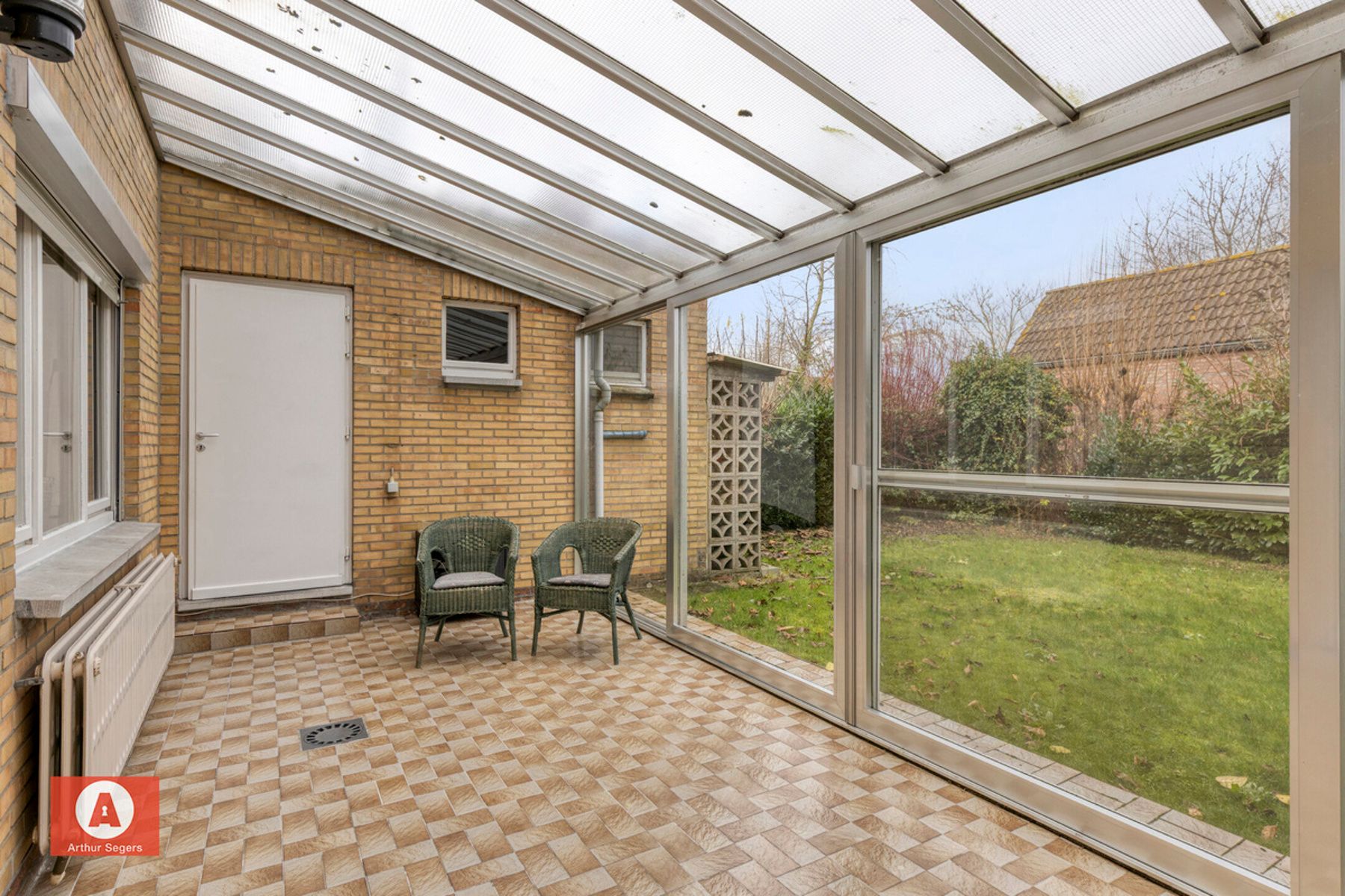 Onderhouden gezinswoning mét 3 slaapkamers en garage.  foto 10