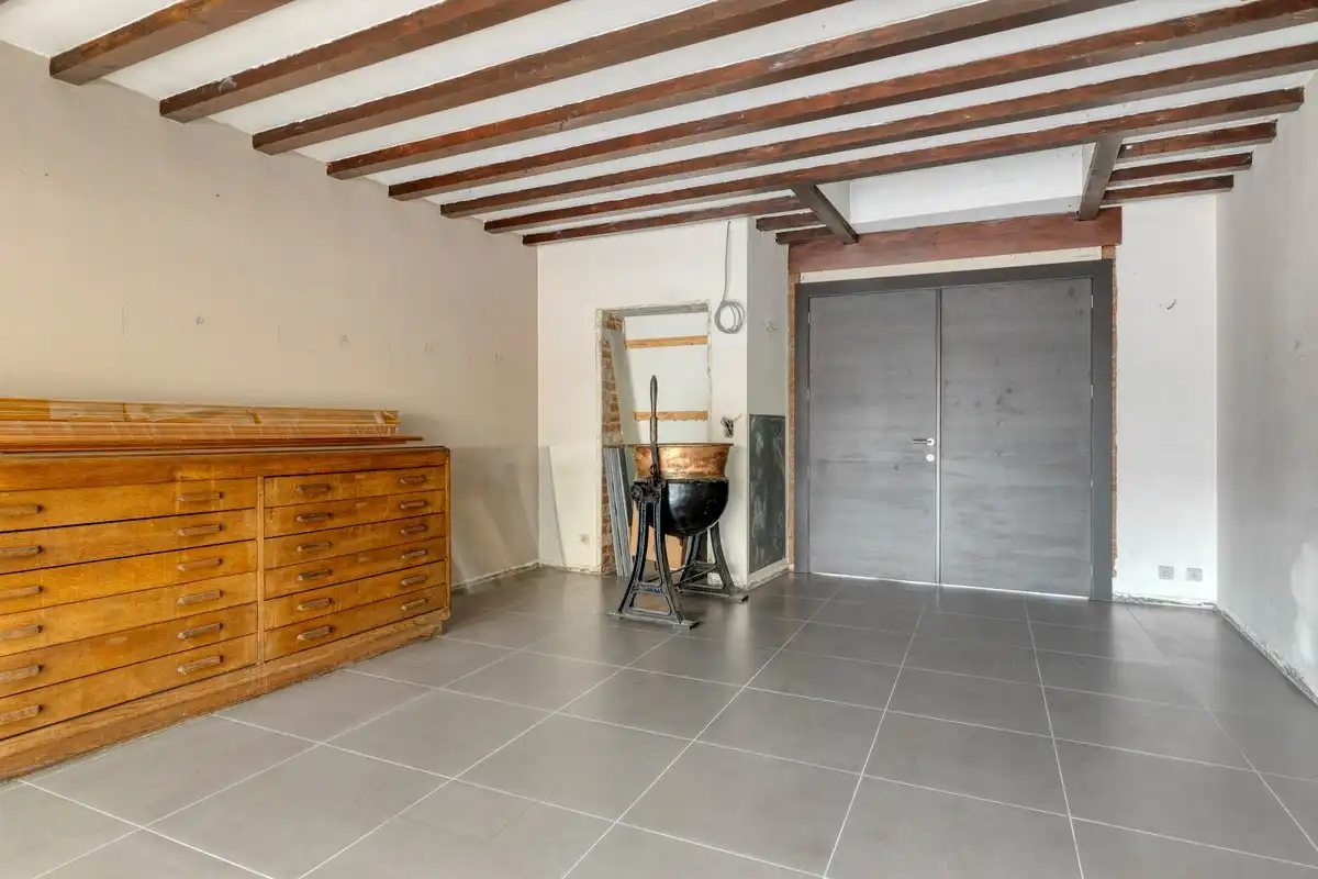 Super gelegen handelspand met garage in Heverlee! - totale oppervlakte +/- 260 m² + kelder van 38m² foto 7