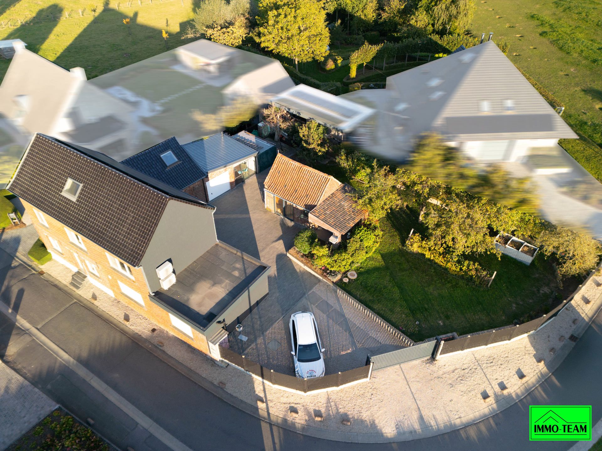 Prachtig gerenoveerde woning met heel wat potentieel foto 27