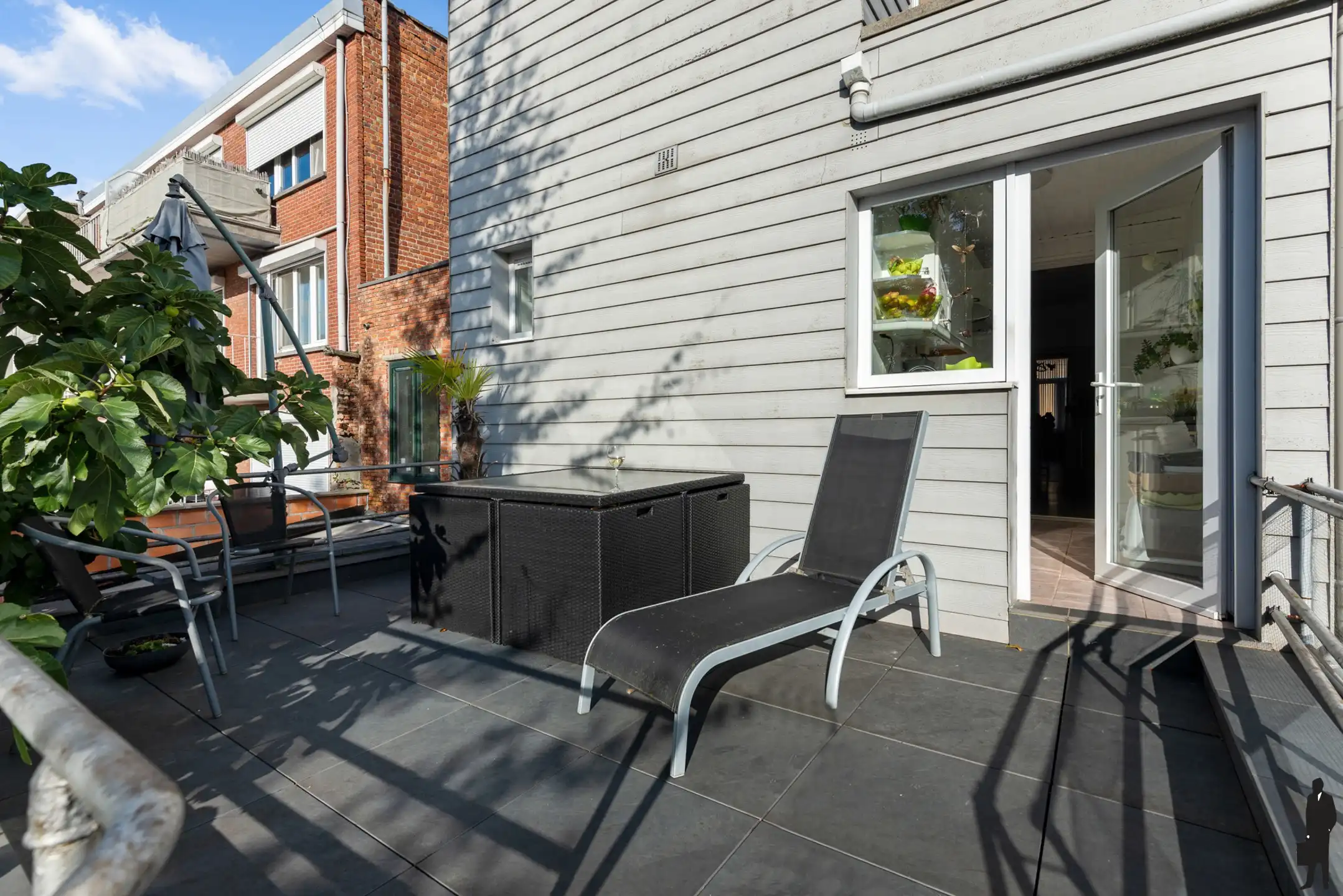 Ruim handelshuis met grote tuin in hartje Wilrijk&nbsp; foto 23