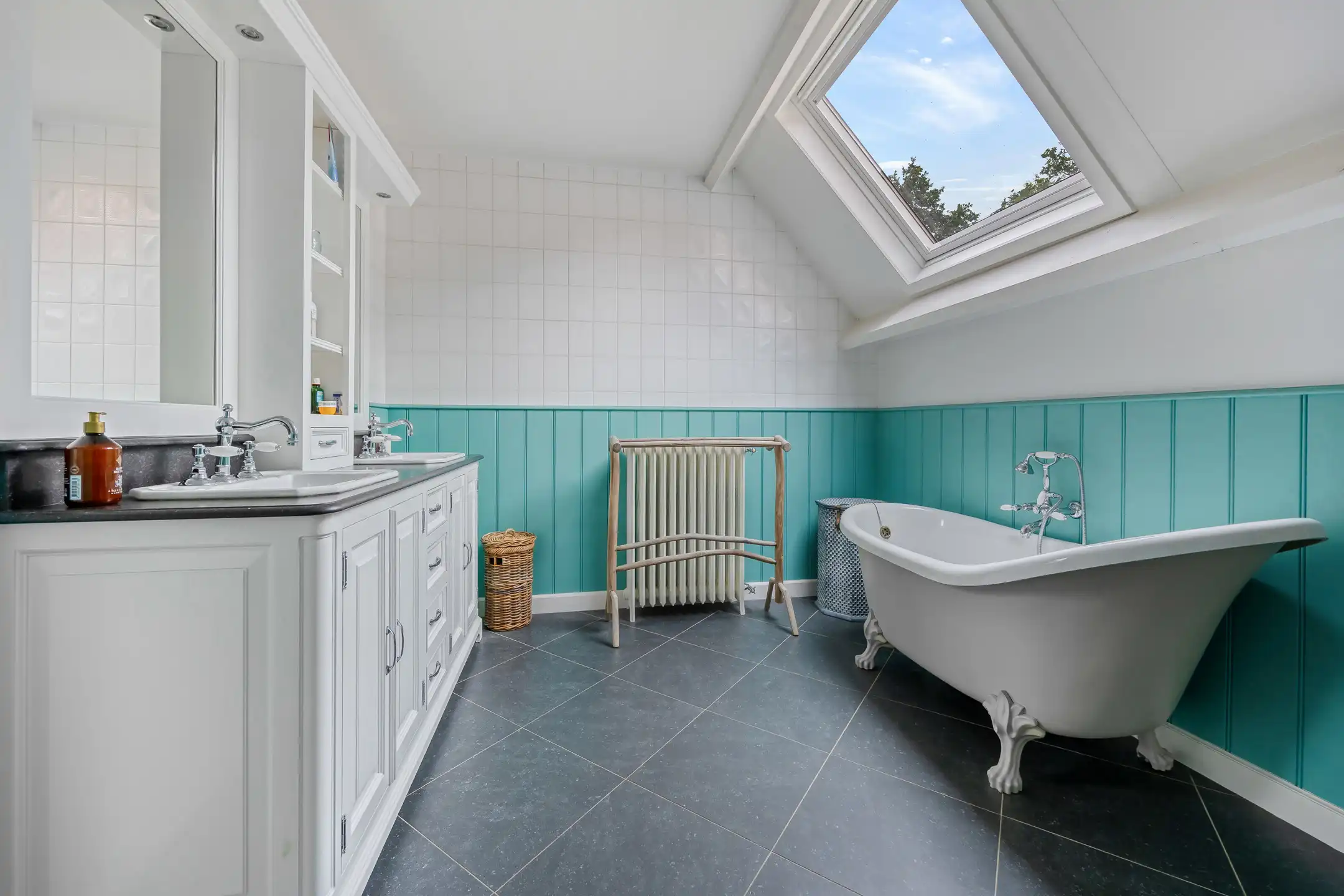 Landelijke villa met zwembad en poolhouse in alle privacy foto 39