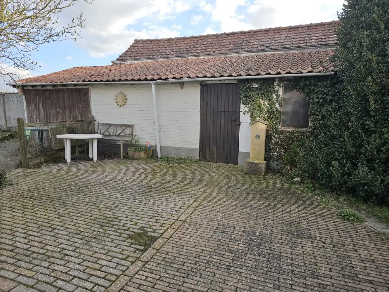 Ruime woning in landelijke stijl foto 21