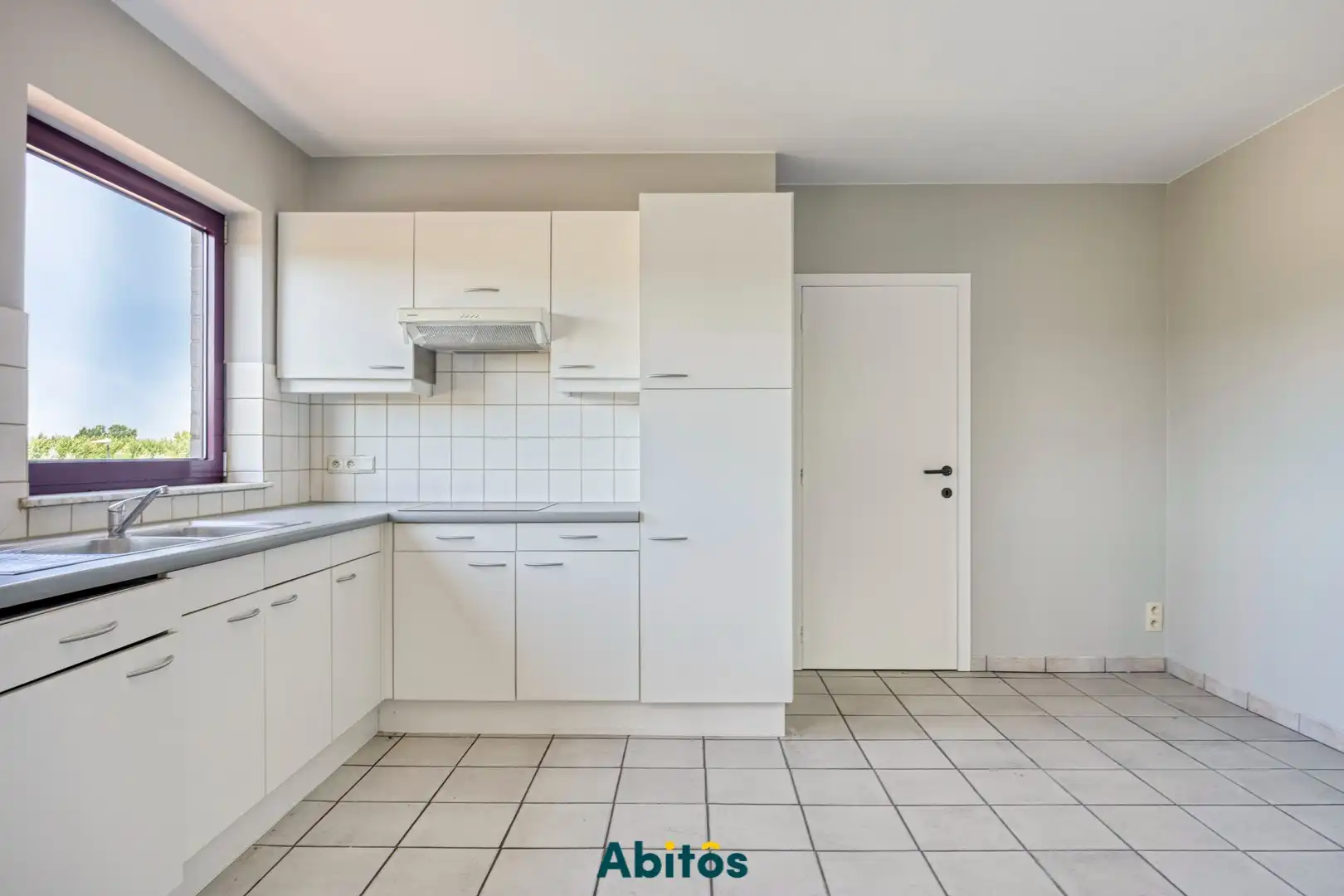 Ruim en lichtrijk appartement met 3 slaapkamers foto 16