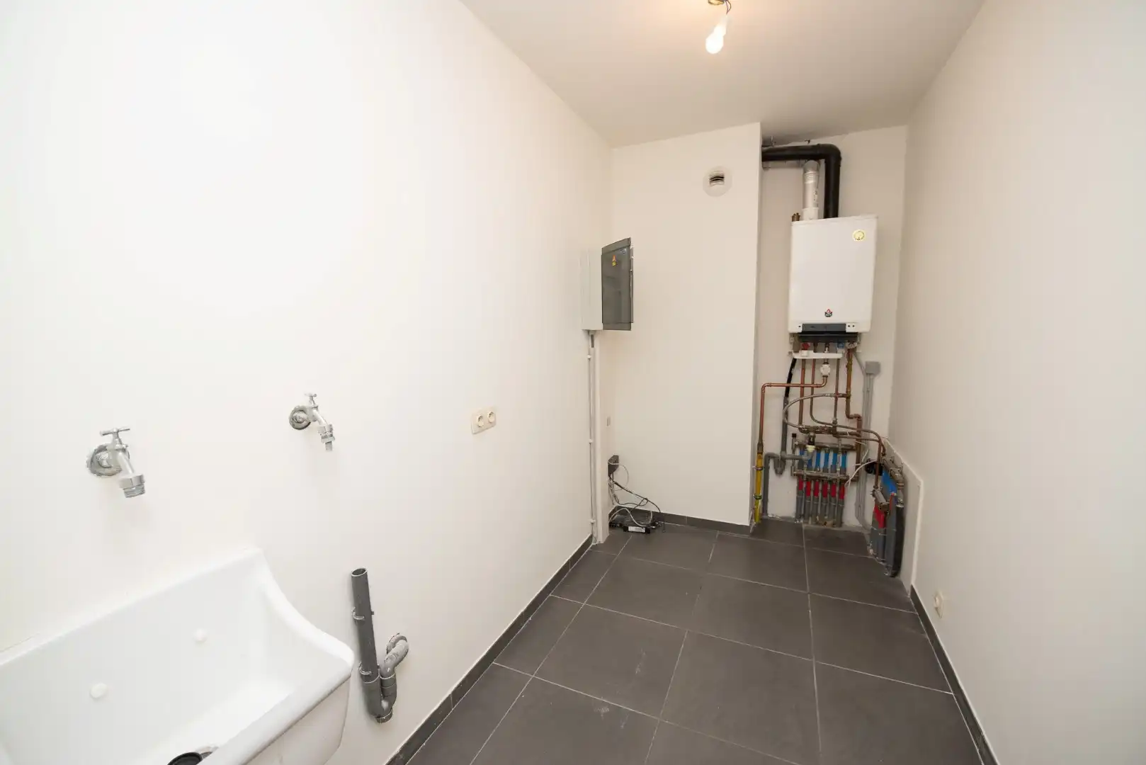 Modern appartement met garage te Waregem foto 6