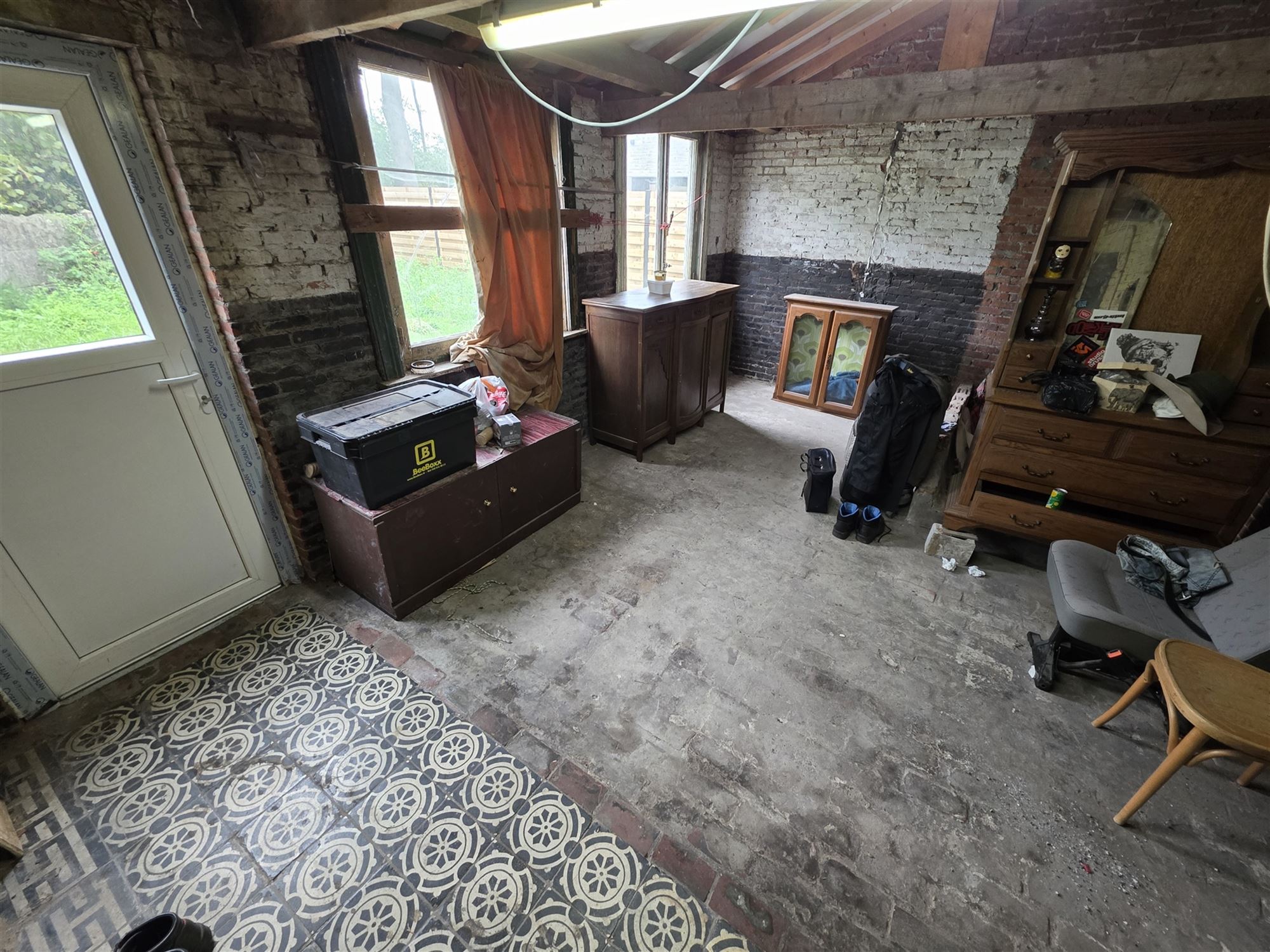 Gedeeltelijk vernieuwde boerderij op 903 m² foto 26