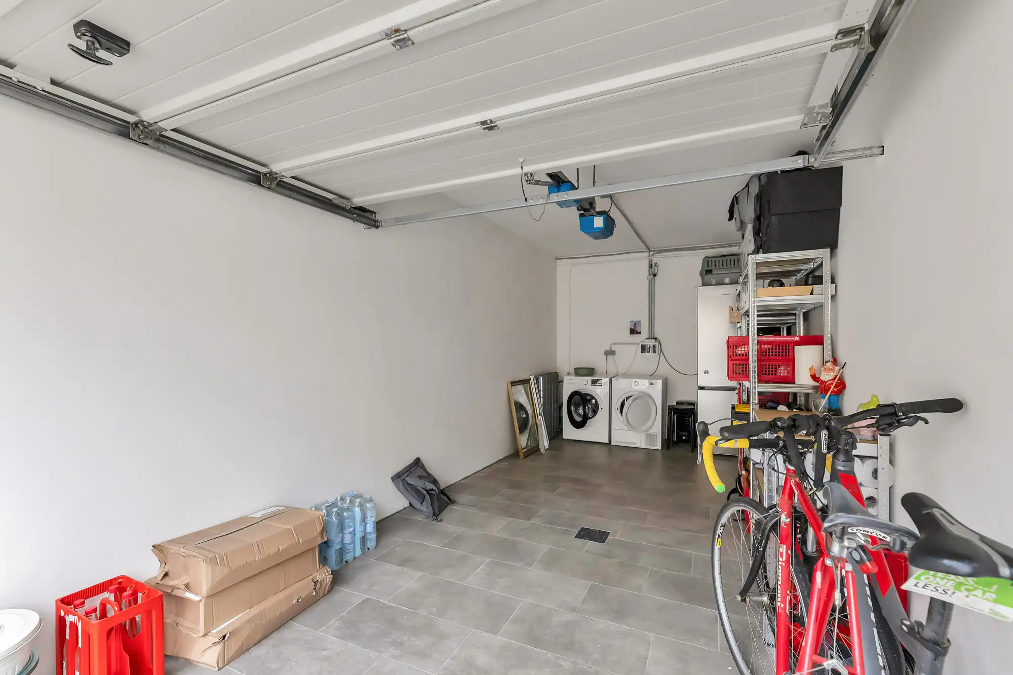 Energiezuinig, lichtrijk twee slpk appartement met garage foto 16
