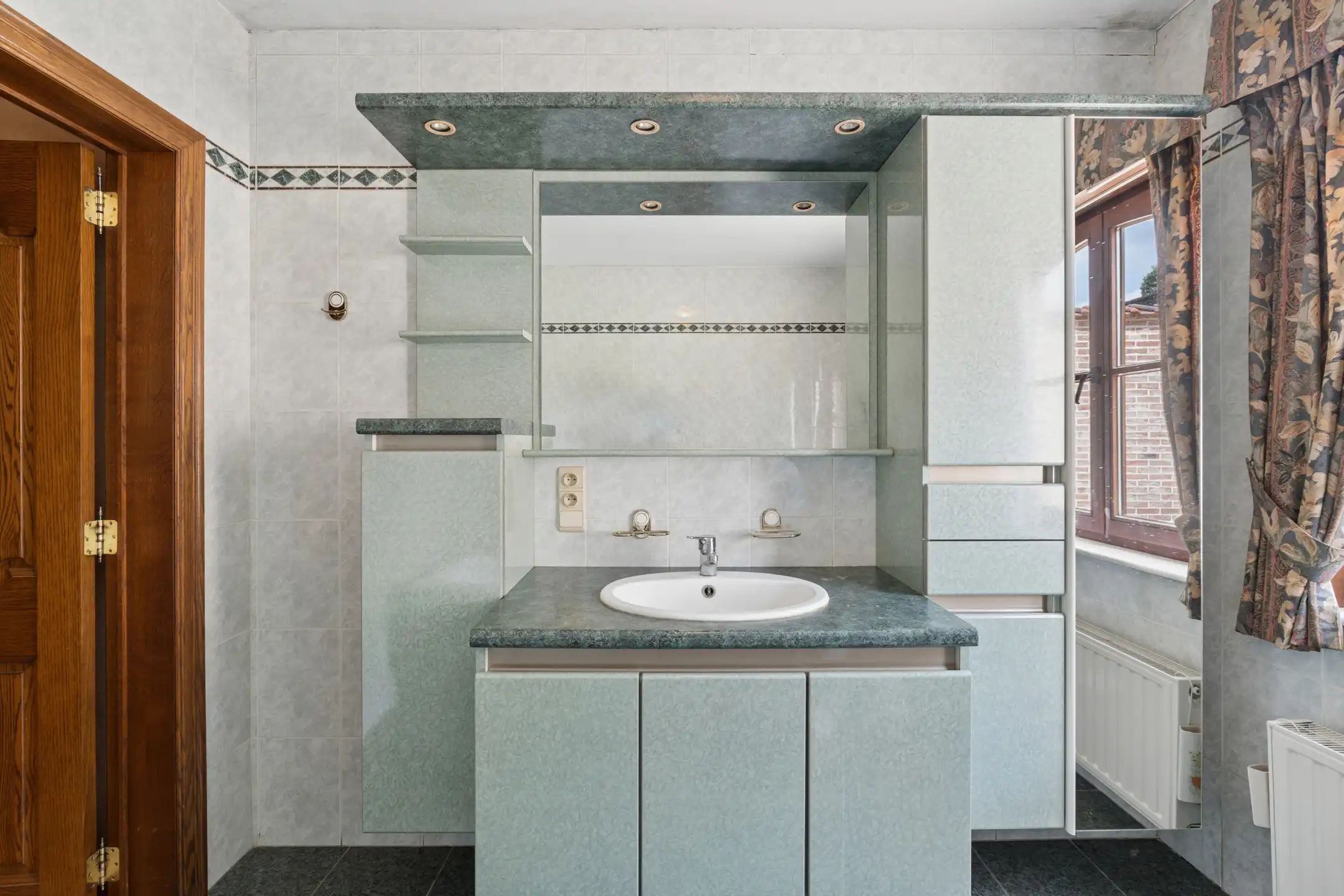 Gezellige 3-gevelwoning nabij dorpskern Iddergem foto 14