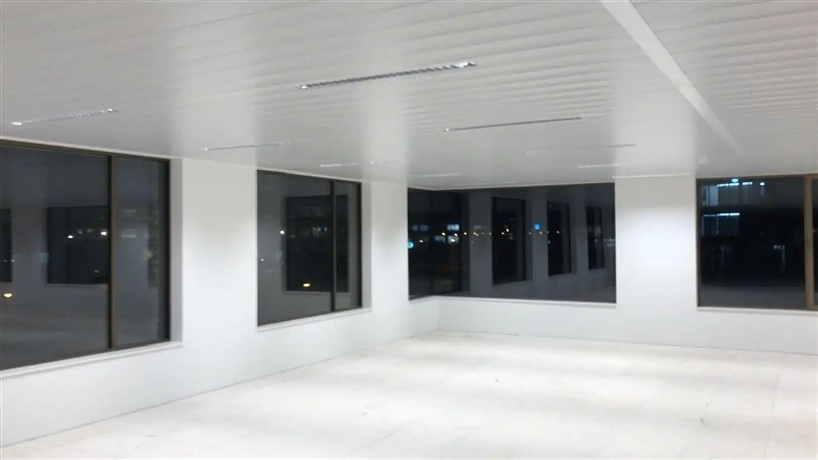 Prestigieus kantoorgebouw - oppervlaktes van 338m² tot 5760m² foto 22