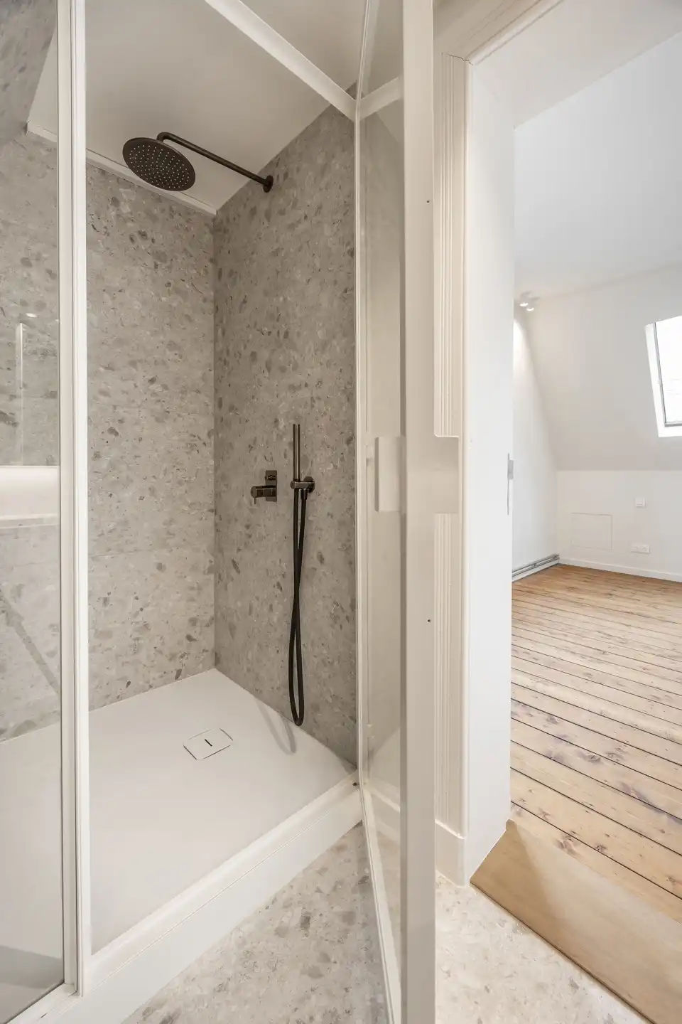 Prachtig 2 slpkappartement in art nouveau pand De Confiserie foto 42