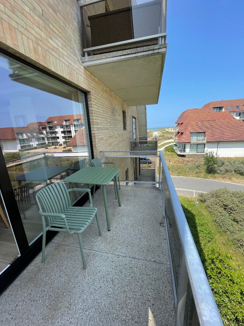 Gerenoveerd en lichtrijk appartement met schitterend open zicht over het Zonneplein! foto 6
