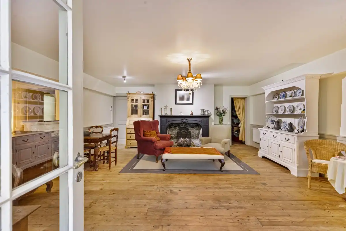 HANDELSPAND + STUDIO + APPARTEMENT te ZEEBRUGGE foto 4