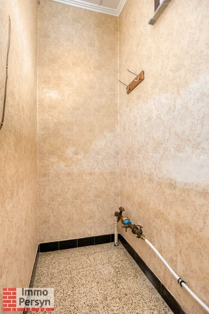 Vrijstaande woning met werkplaats op ruim perceel in landelijke omgeving foto 9