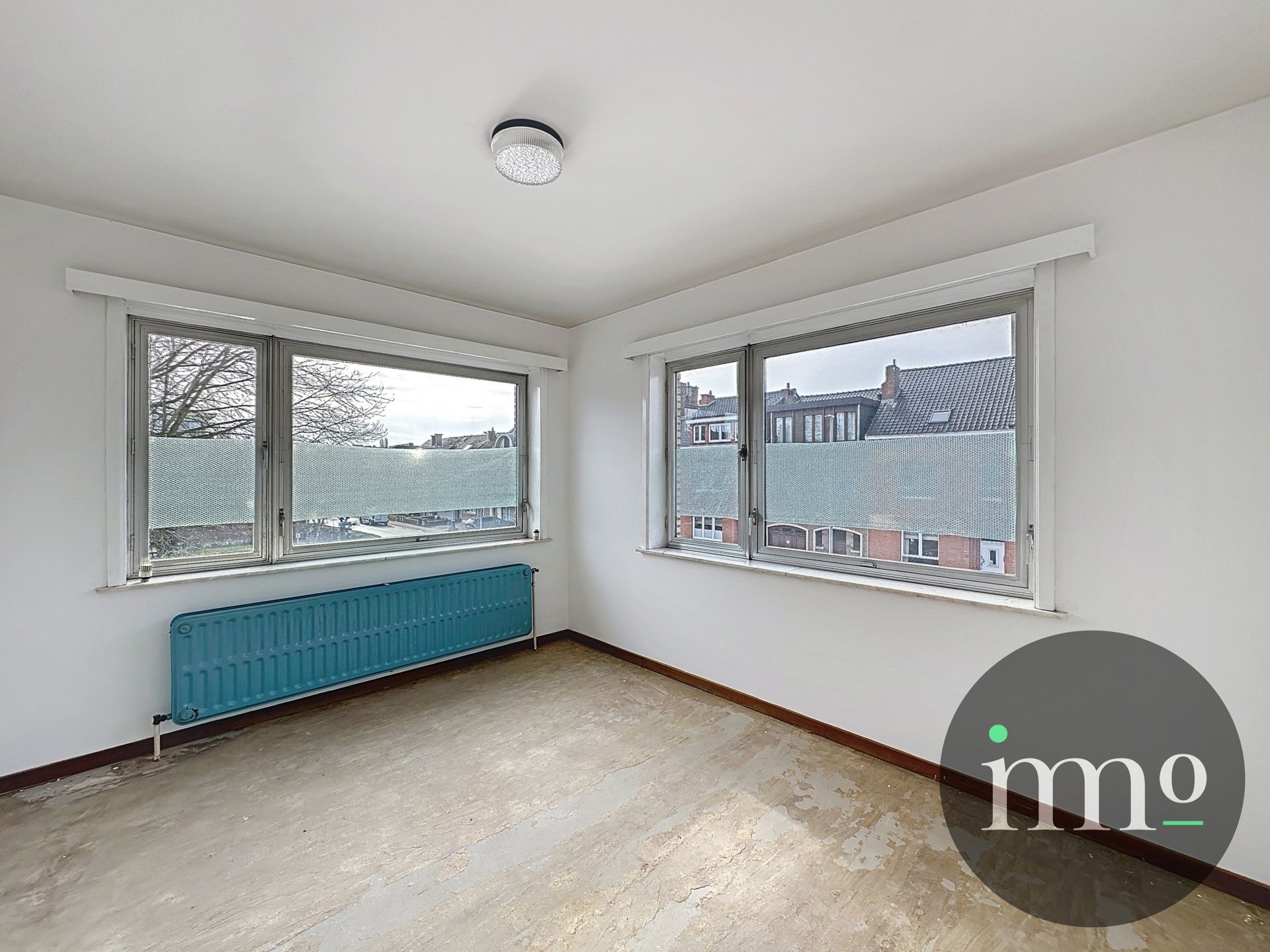 Zeer ruim woonhuis op rustige ligging nabij alle faciliteiten foto 11