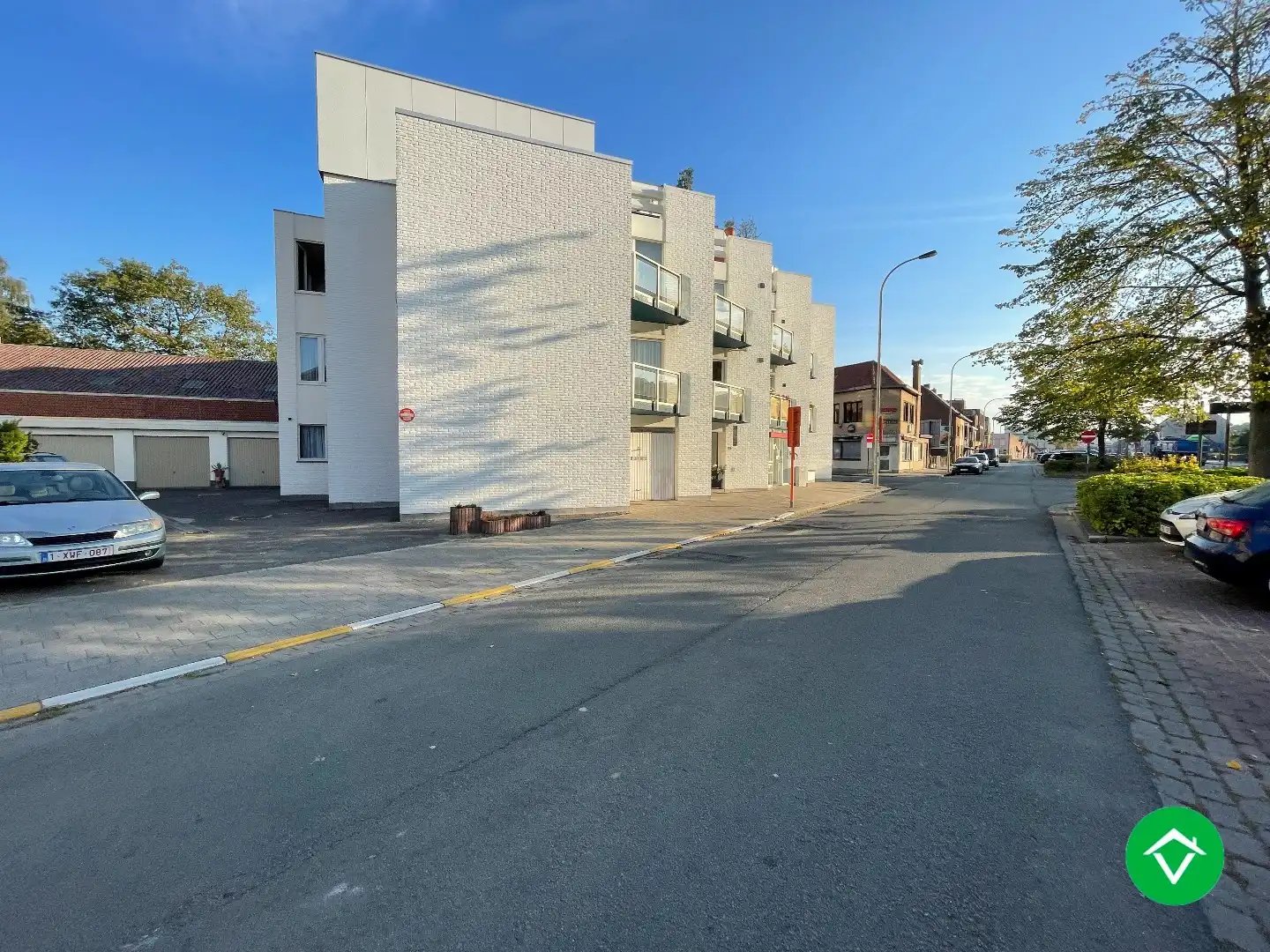 Instapklaar appartement met twee slaapkamers en garage te Roeselare foto 19