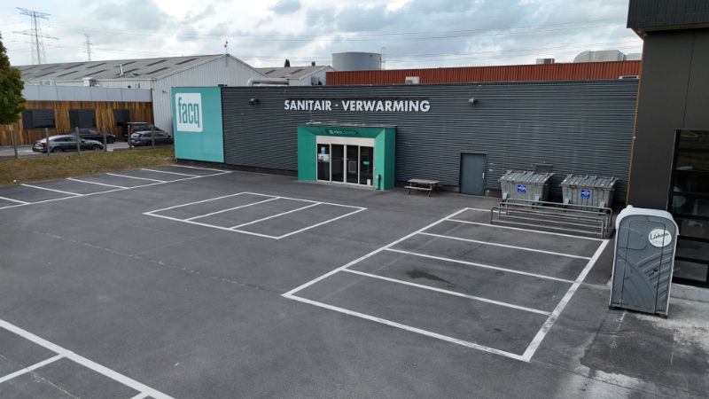 Handelspand te huur foto {{pictureIndex}}