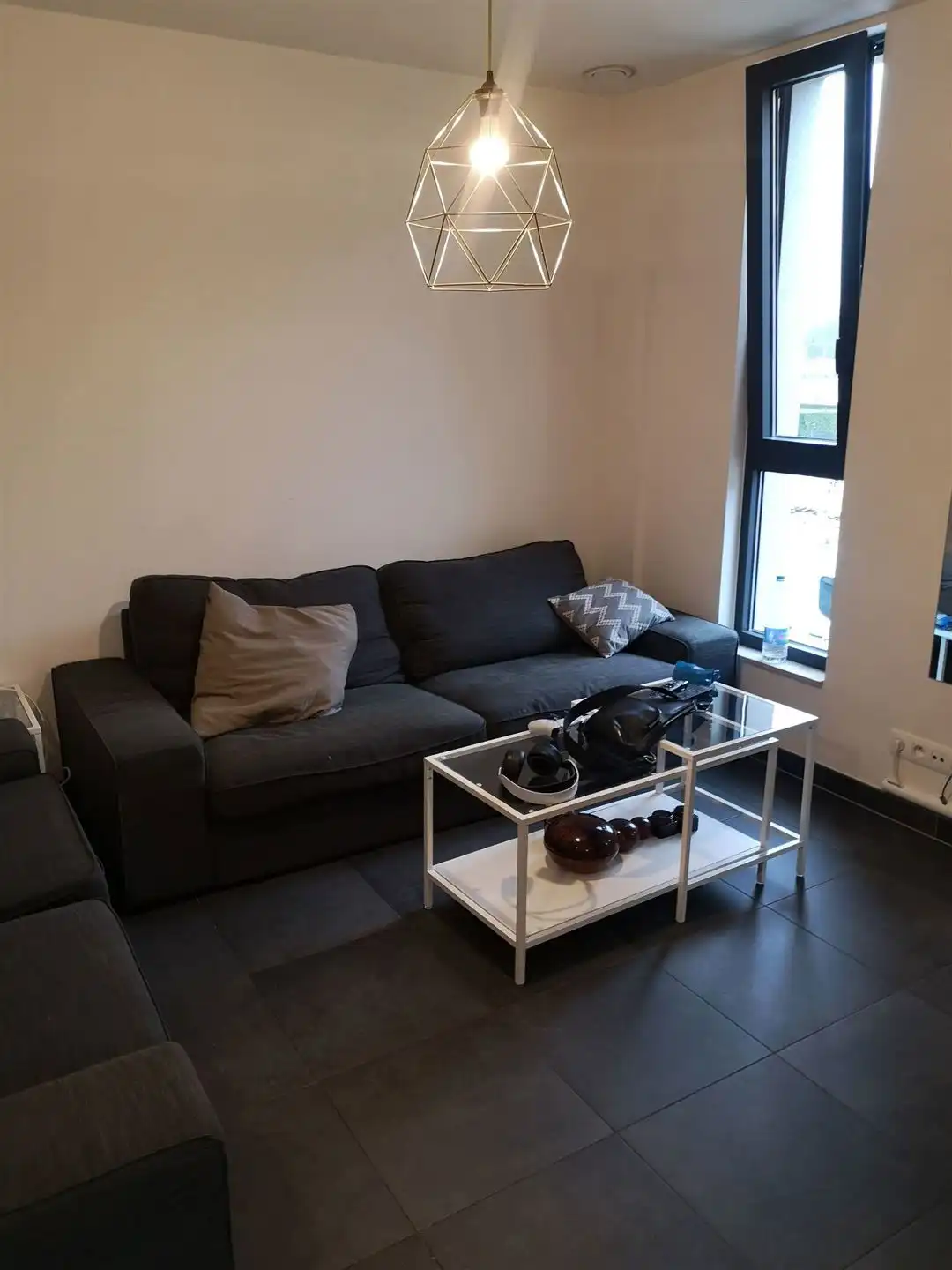 Mooi appartement met 1 slaapkamer in een recent gebouw + pkg foto 2