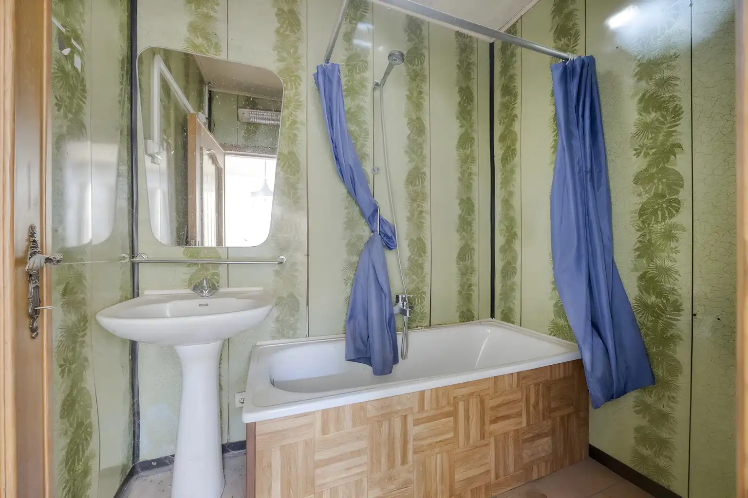 VERDER TE RENOVEREN WONING MET TUIN IN TIENEN foto 10