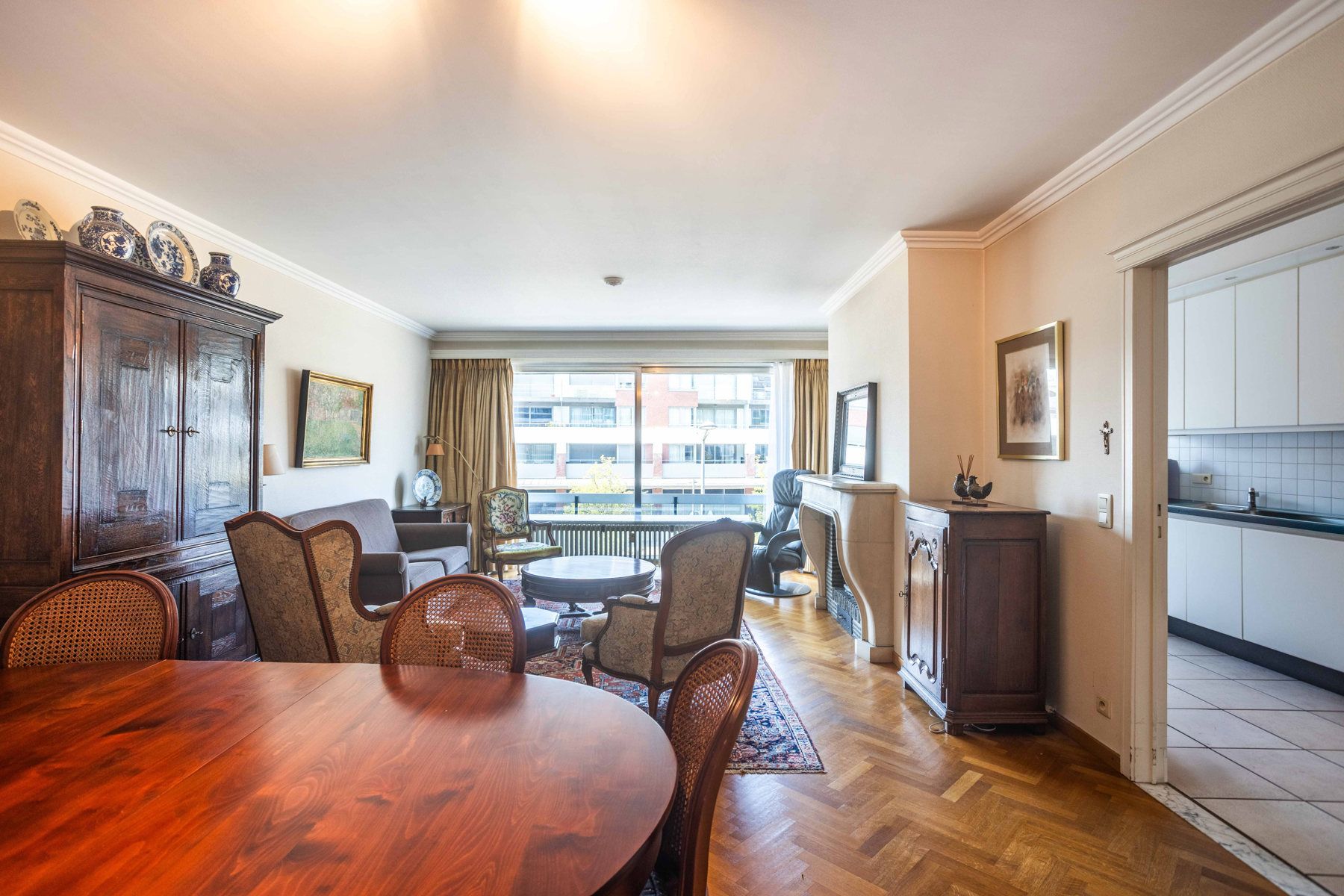 Appartement met staanplaats en garagebox in centrum Ninove foto 3