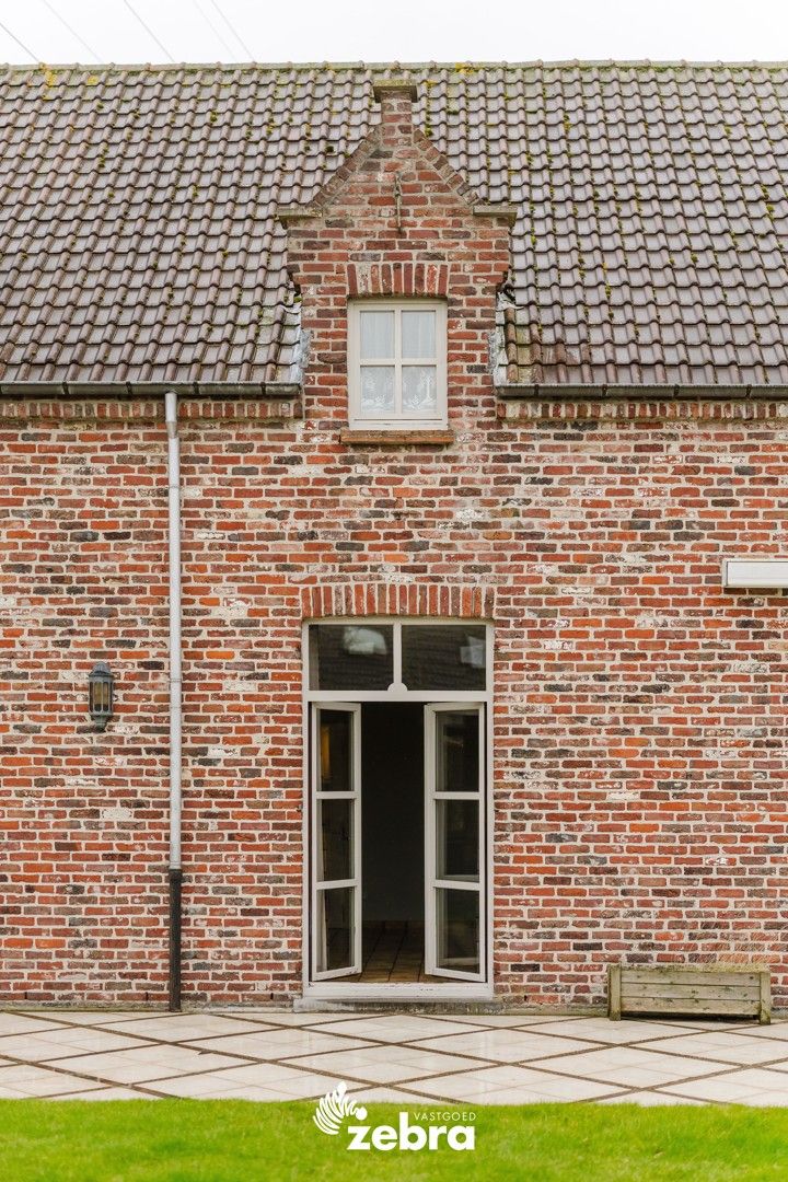Prachtige charmante villa op een toplocatie te Rumbeke! foto 15