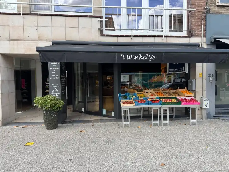 Handelspand te huur in hartje Brasschaat foto {{pictureIndex}}