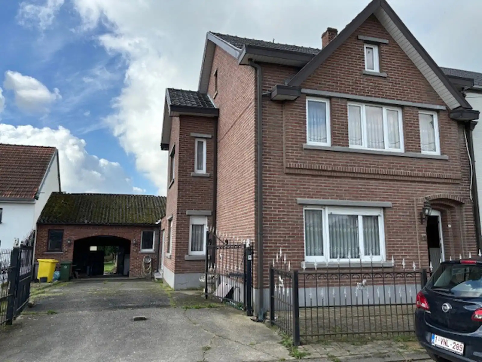 Woning 4 slpks met loods te Budingen (Zoutleeuw) foto 2