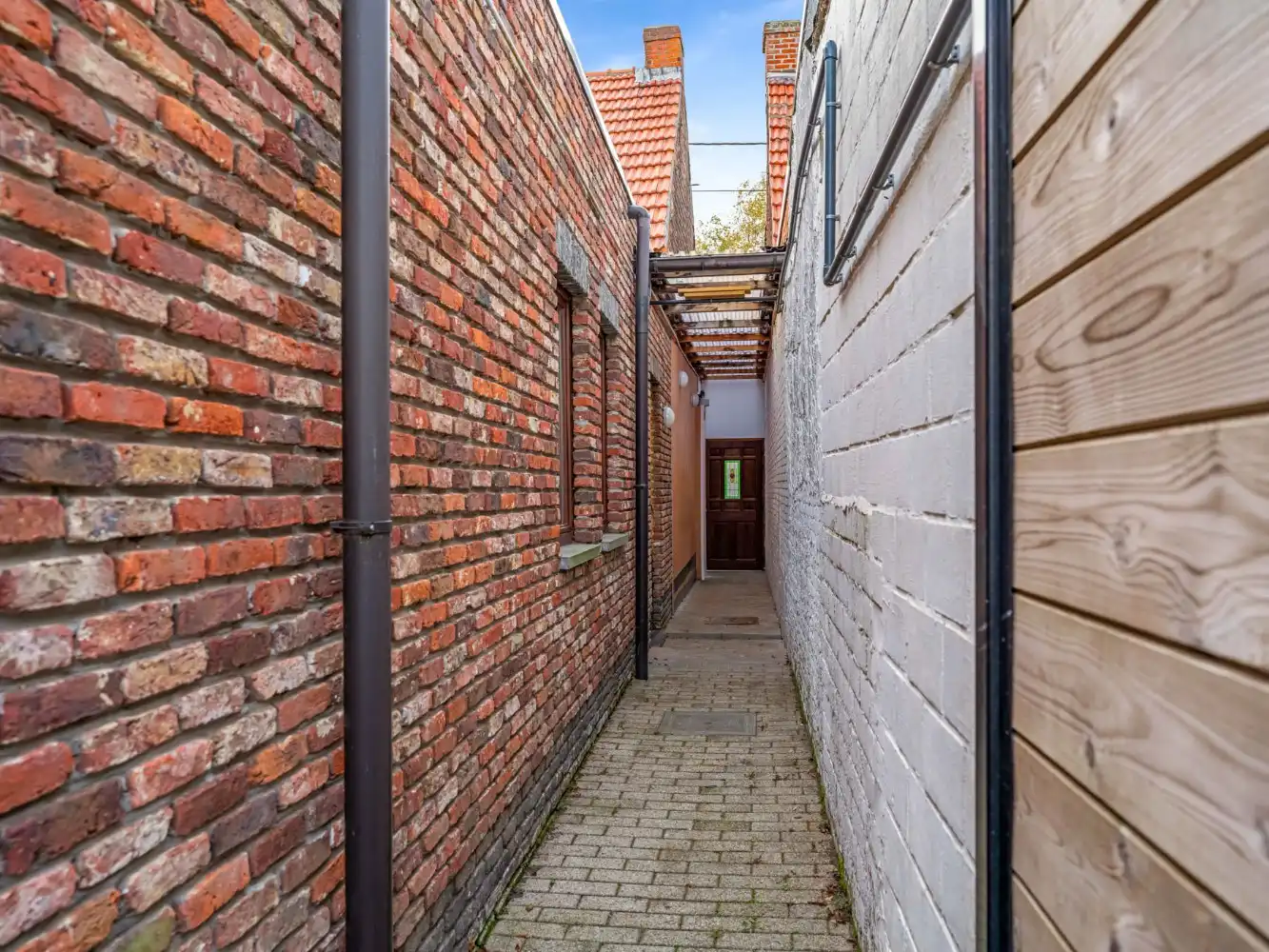 Instapklare woning met 2 slpk., garage en tuin foto 16