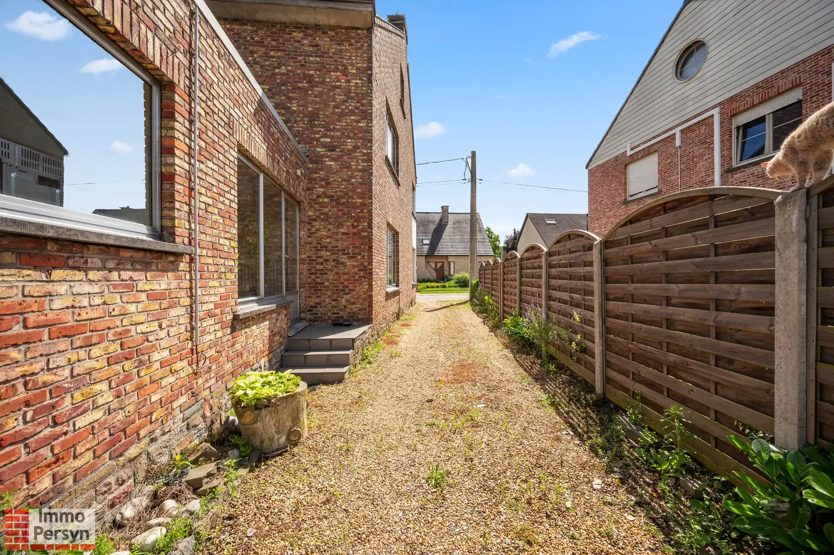 Rustig gelegen halfopen bebouwing met tuin en vlotte verbindingen foto 20