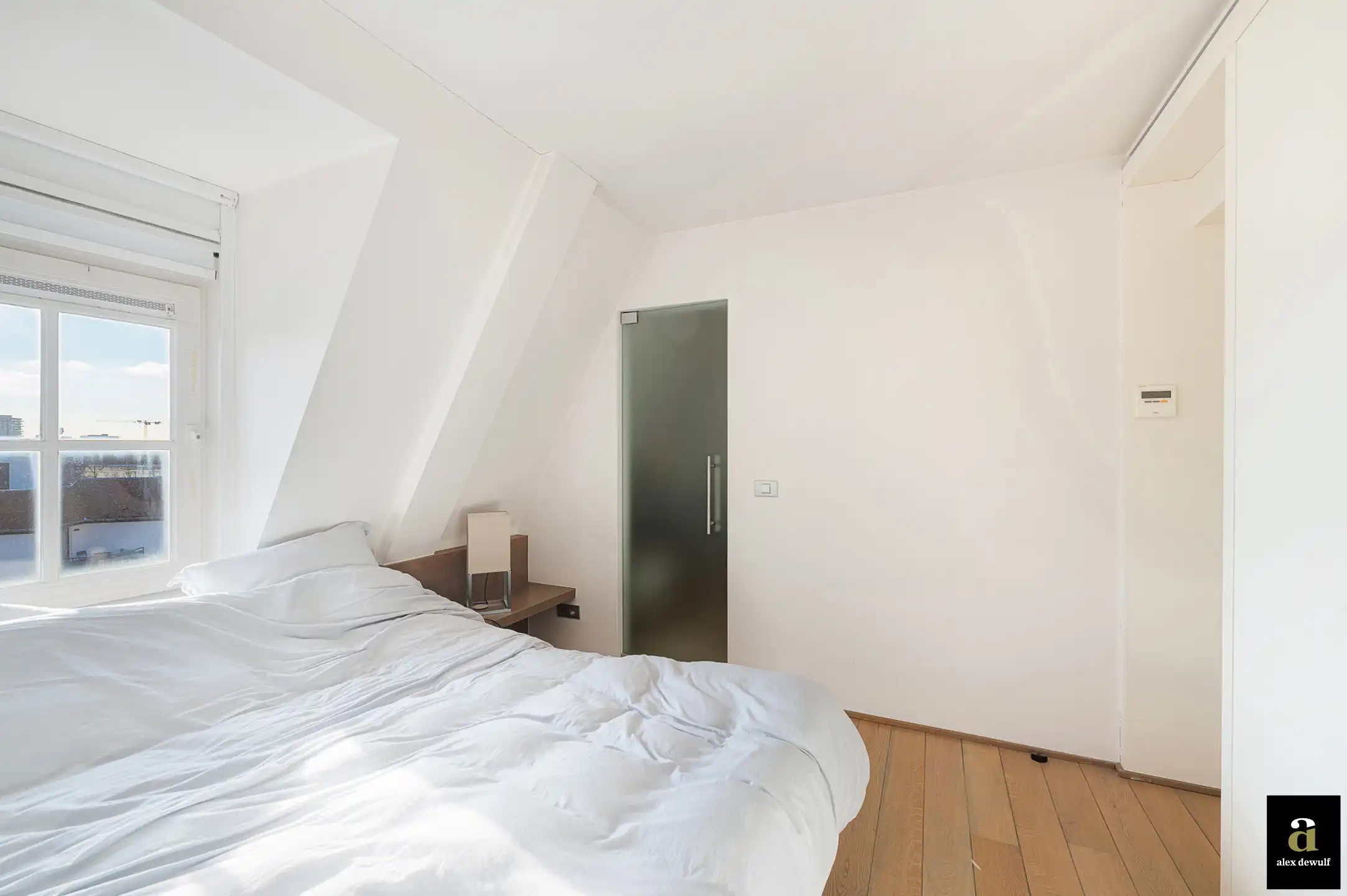 Unieke penthouse van 298 m² vlakbij de zee foto 25