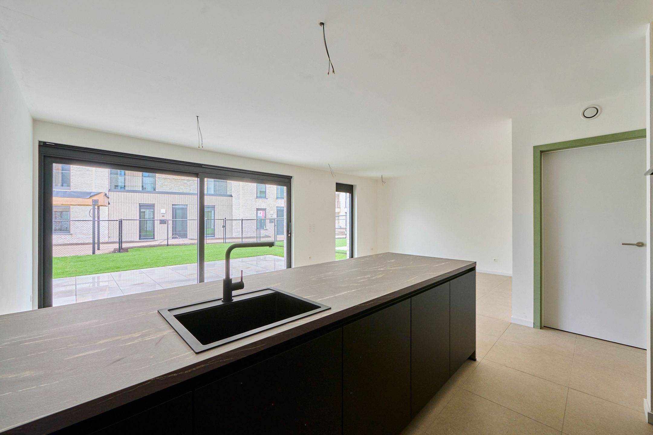 Gelijkvloers nieuwbouwappartement Agnetenpark-eigen tuintje  foto 3