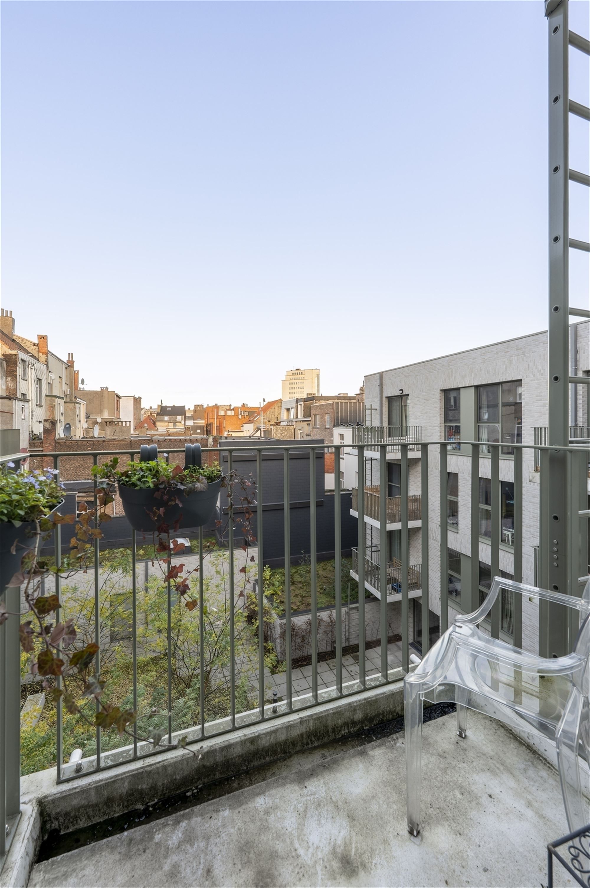 Ruim nieuwbouw app met 2 slk, 2 bk & 2 terrassen foto 17