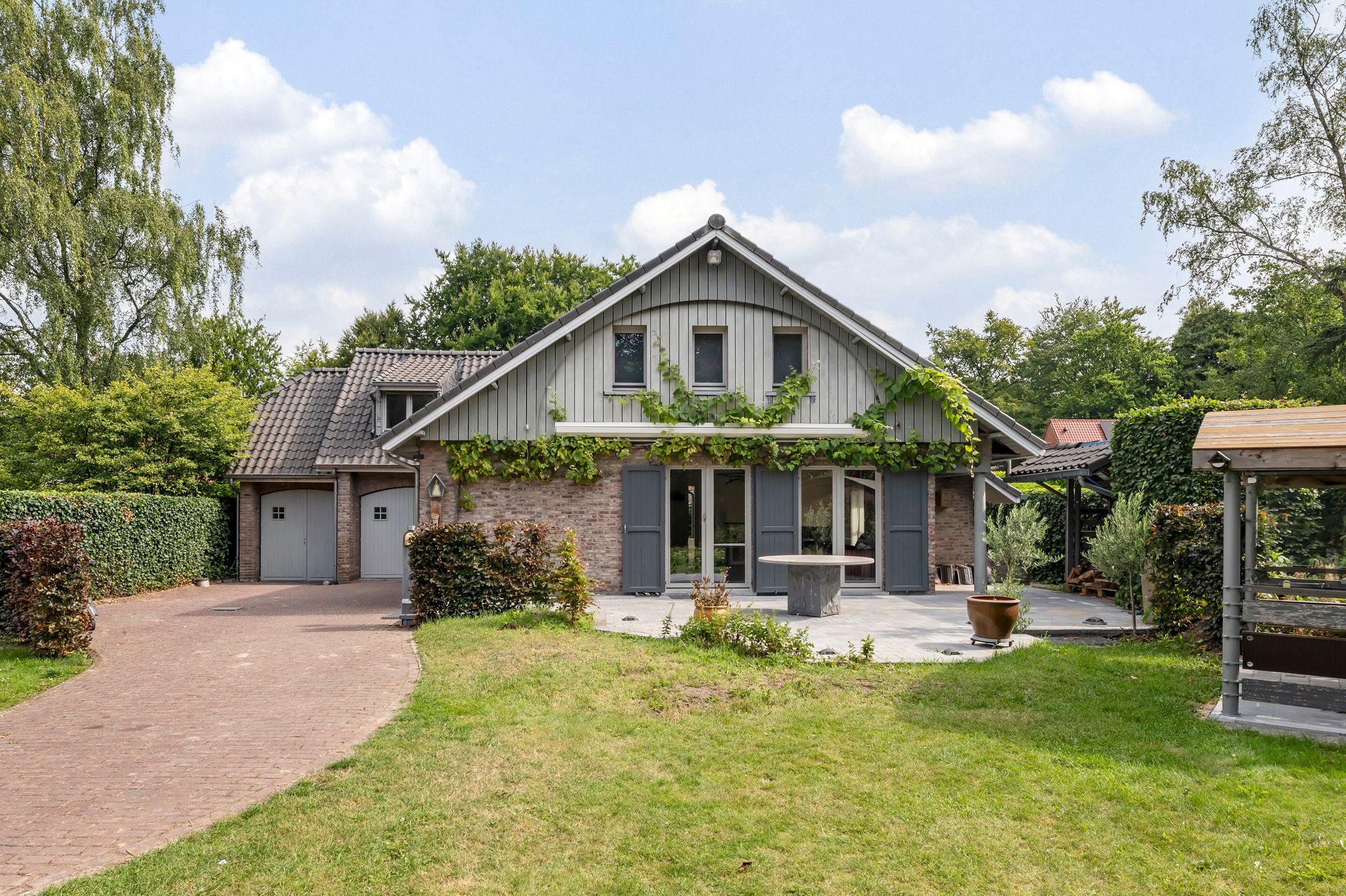 Charmante woning nabij het centrum van Heide foto 2
