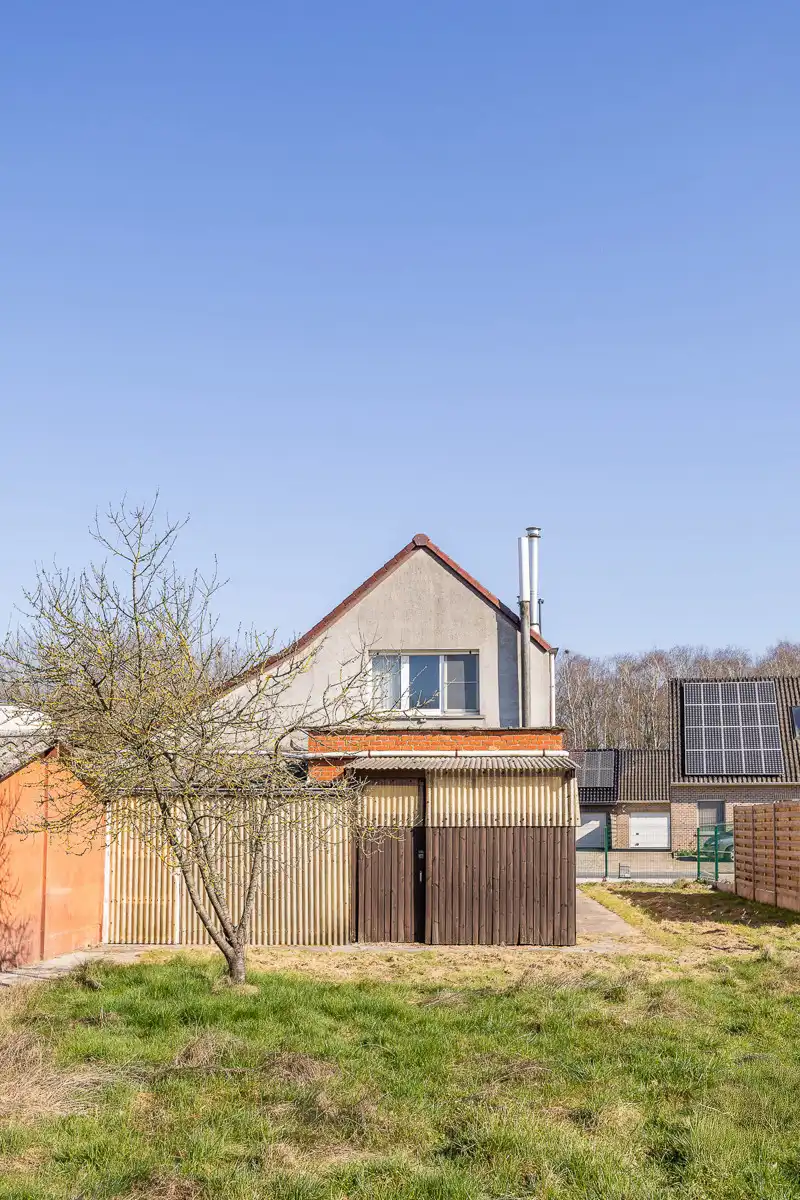 Openstaande te renoveren woning op 1214 m² te Begijnendijk foto 5