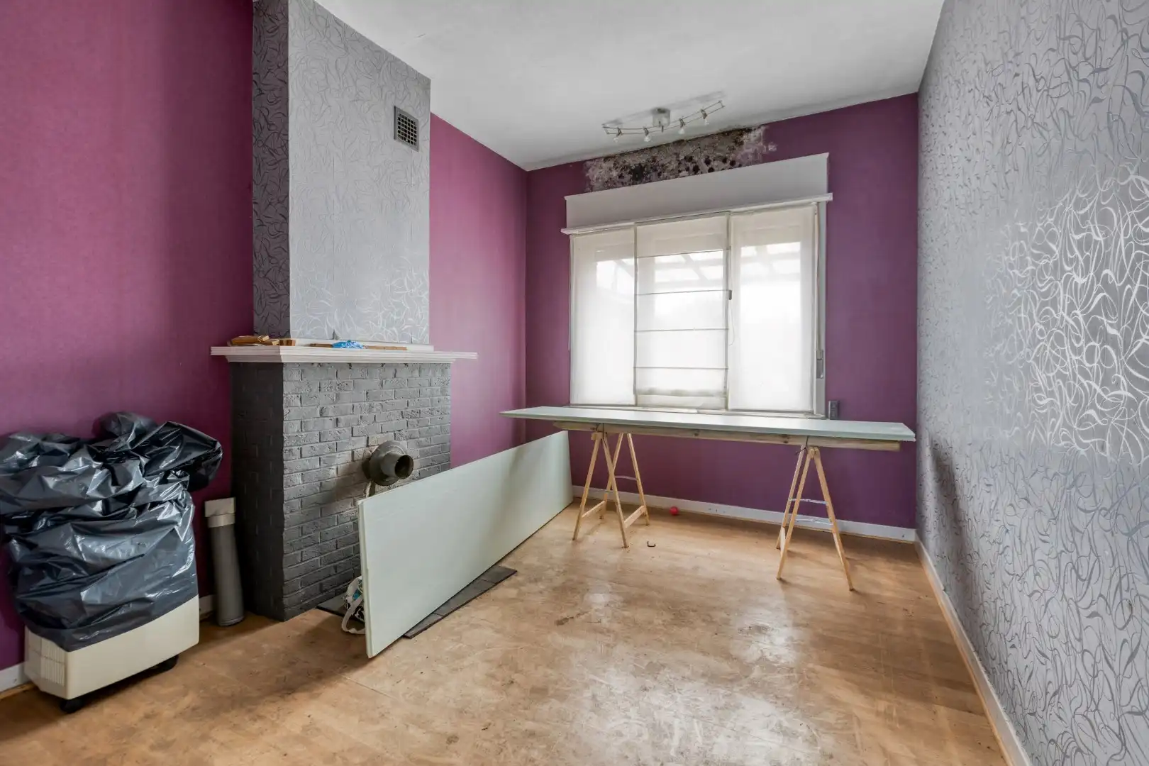 Volledig te renoveren / te herbouwen woning op 674 m² in een doodlopende straat te Ginderbuiten ! foto 11