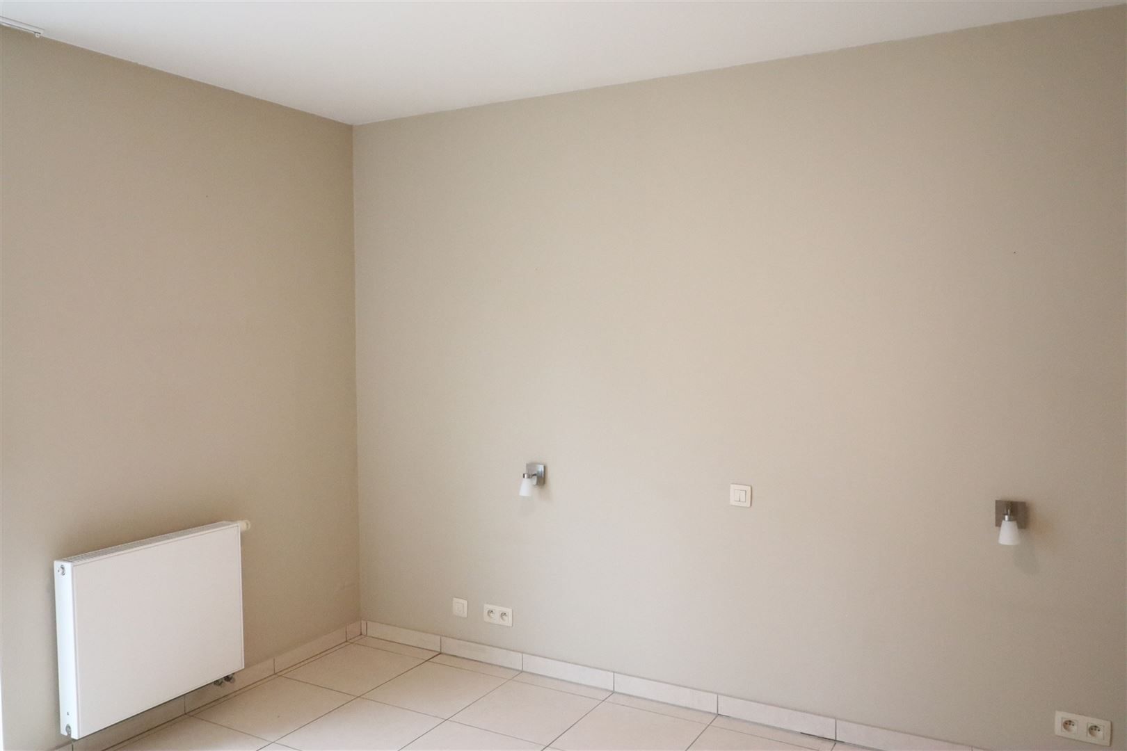 Twee slaapkamer app met terras!  foto 17