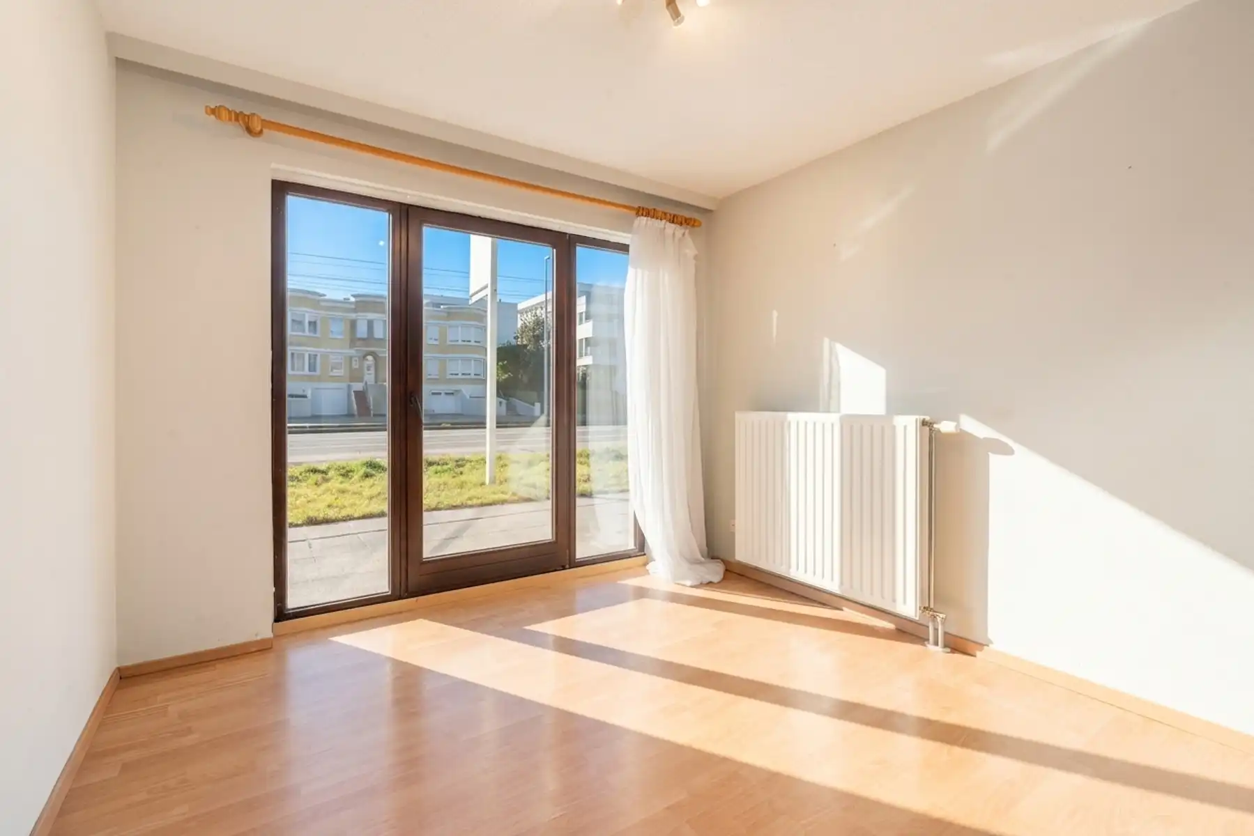Uitstekend gelegen hoekappartement in Sint-Idesbald foto 3