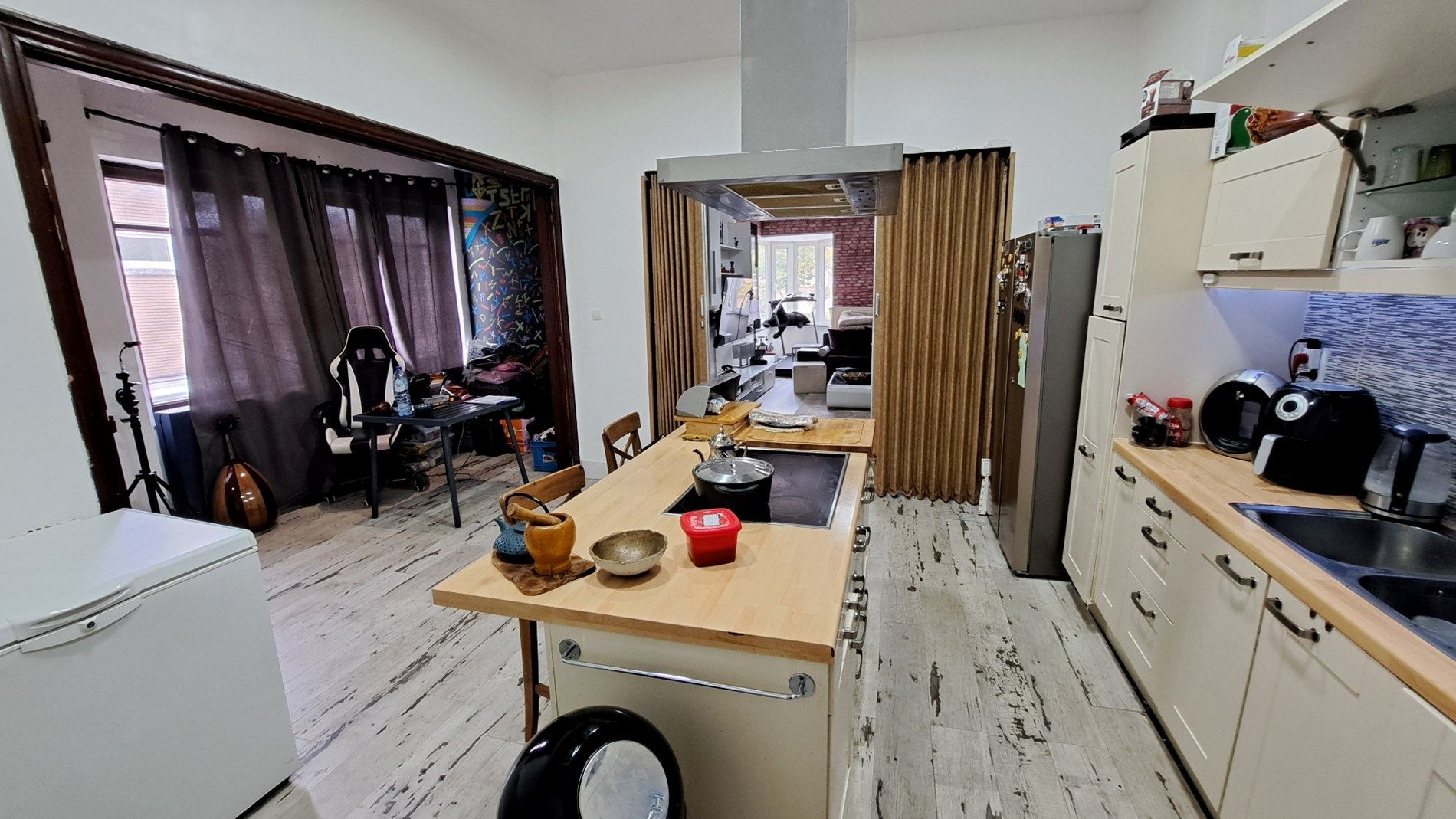 Art-Deco woning op een mooie ligging met mogelijkheid tot 3 slpks (4 à 5 slpks met zolder) en een terras foto 3