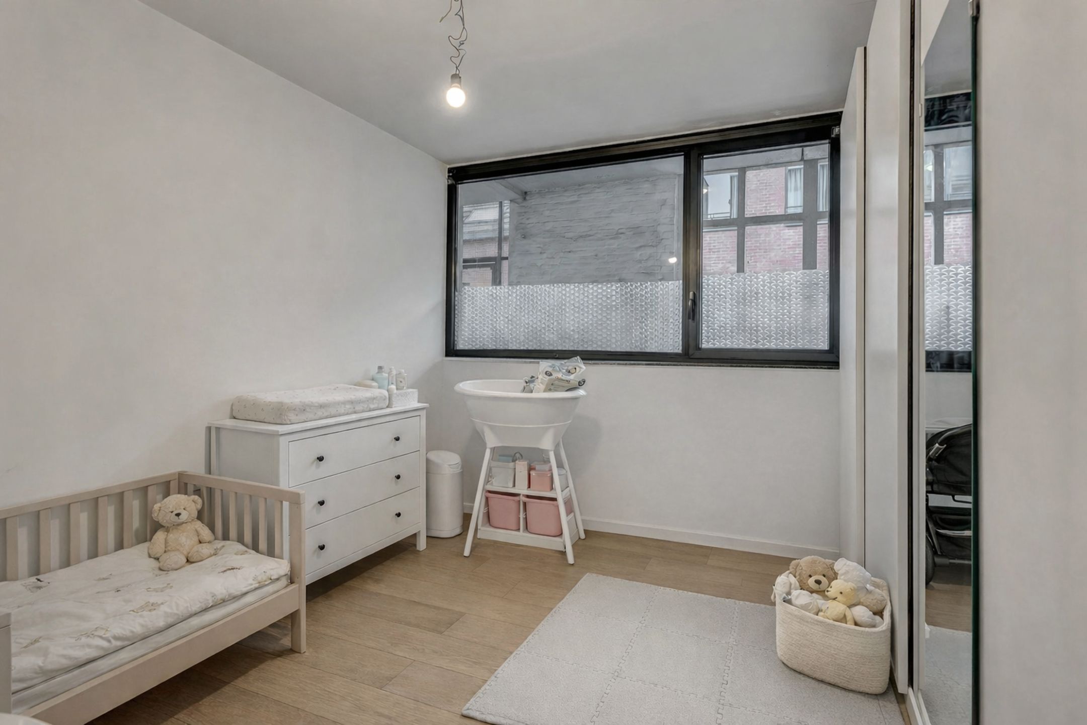 Instapklaar appartement met 2 slpk te Aalst foto 10