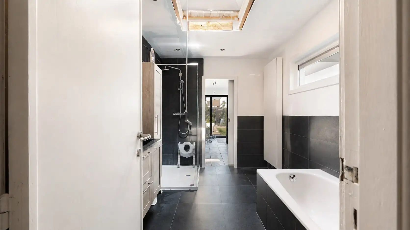 Mooi gelegen woning met garage te Ramskapelle foto 18