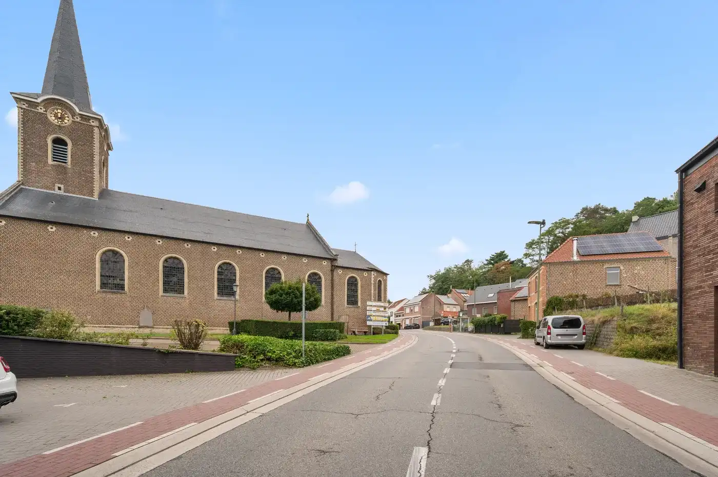 Instapklare karaktervolle woning op uitstekende locatie in Sint-Joris-Weert foto 22