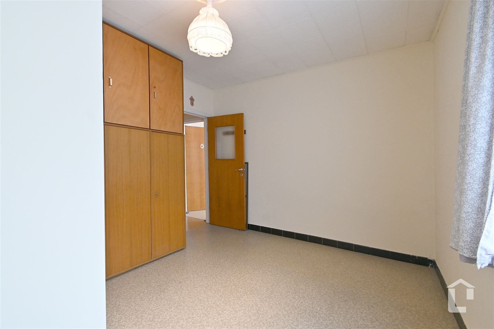 Te renoveren stadswoning tussen Gent en Oostakker foto 10