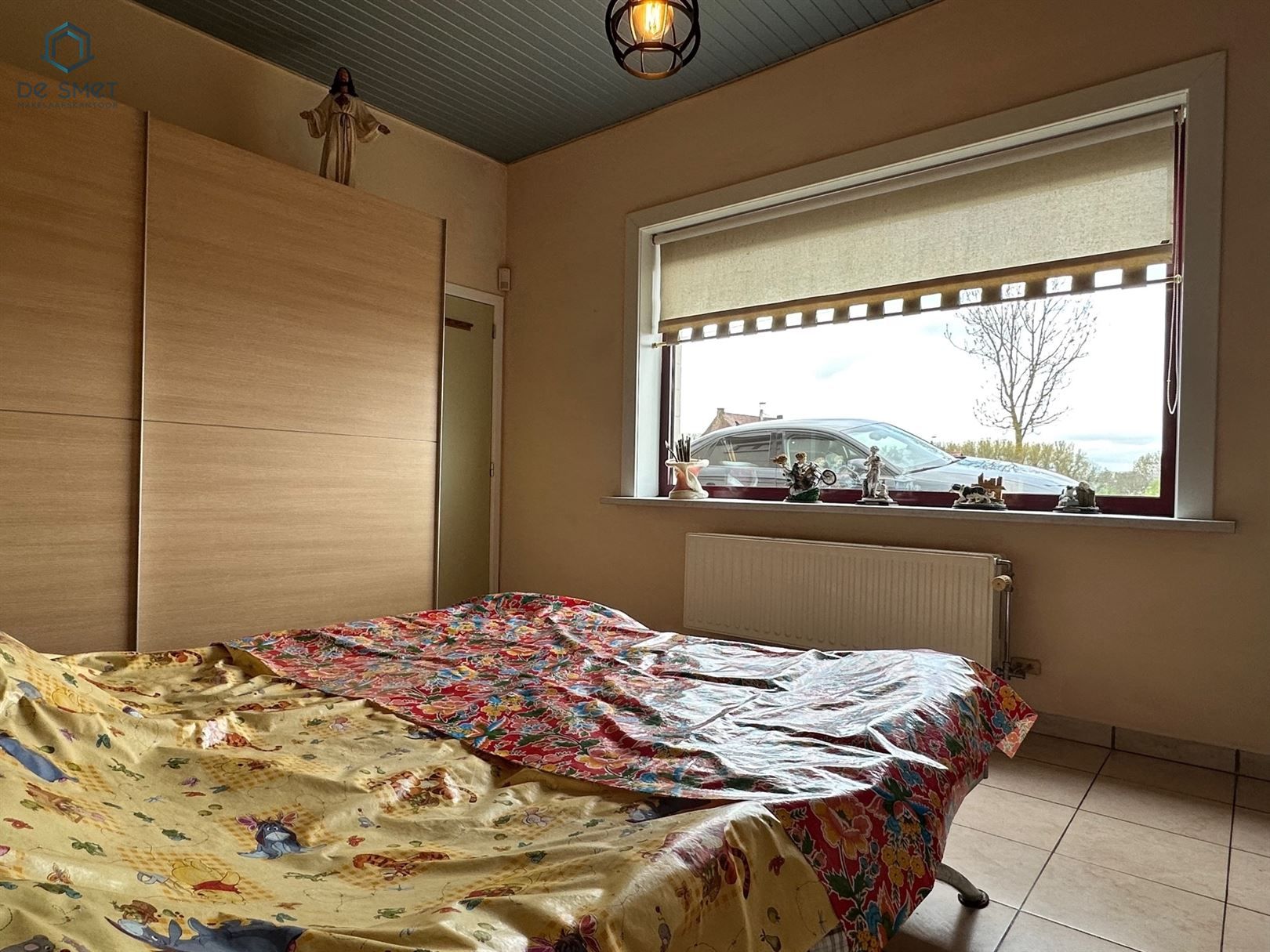 RUIME HALFOPEN BEBOUWING MET GARAGE EN TUIN foto 10