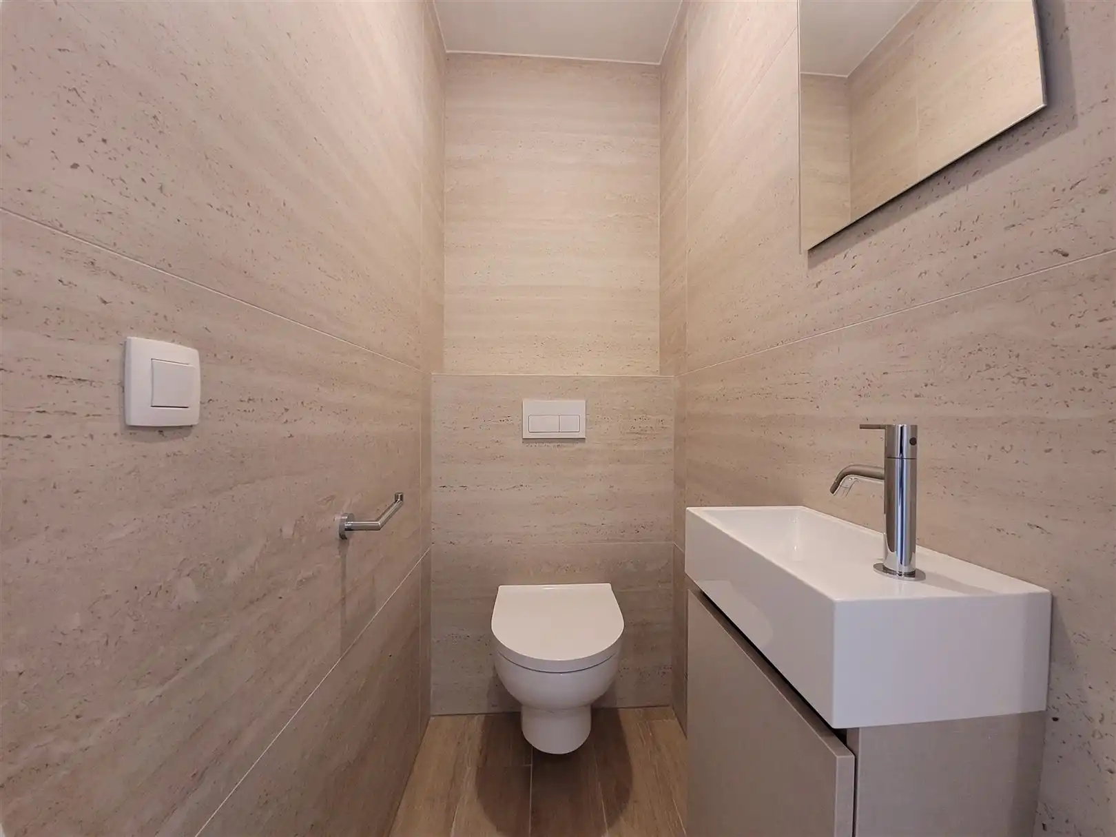 Ongemeubeld nieuwbouwappartement met 2 slaapkamers foto 17