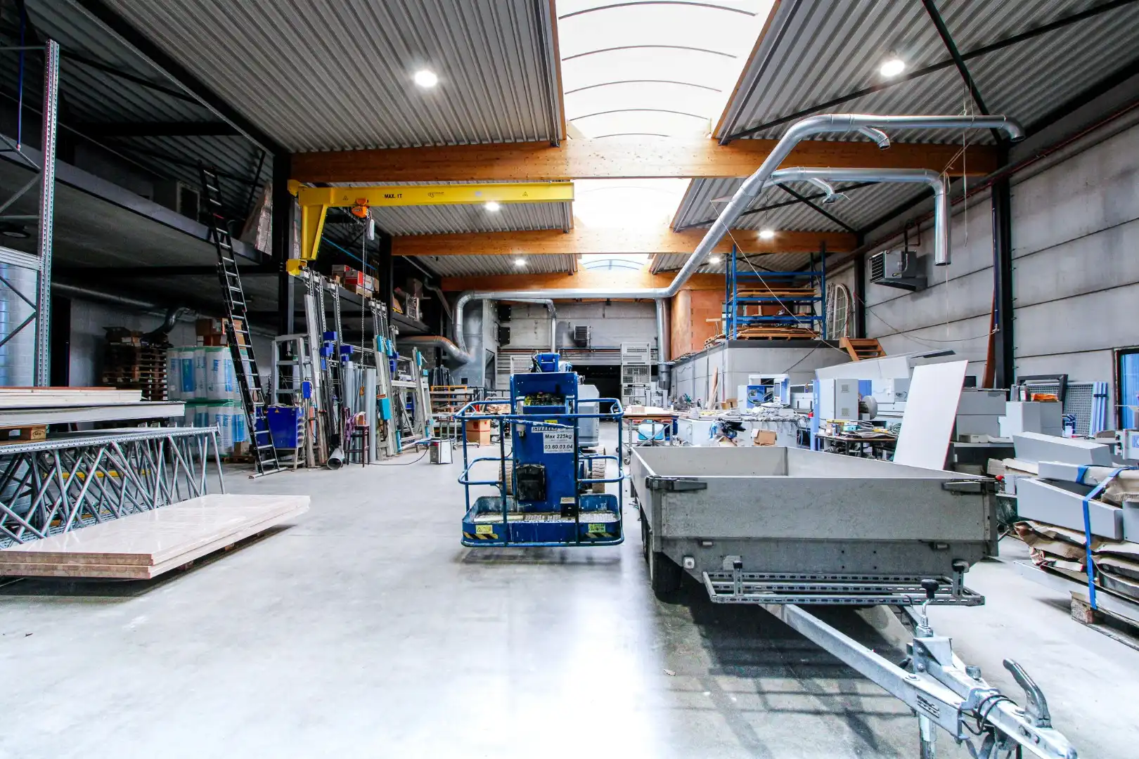 Te huur — Professionele loodsen | 't Walletje 60, 8300 Knokke-Heist foto {{pictureIndex}}