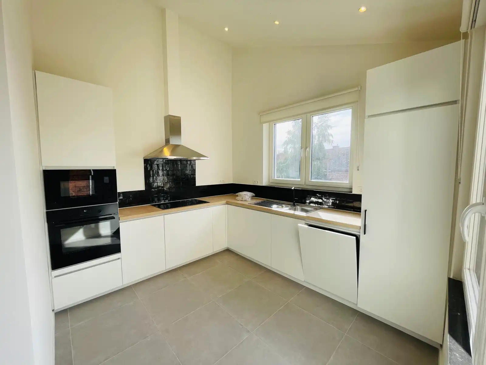 Appartement te huur foto 9